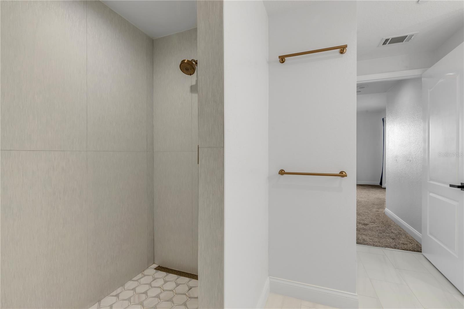 265 MINORCA BEACH WAY #404