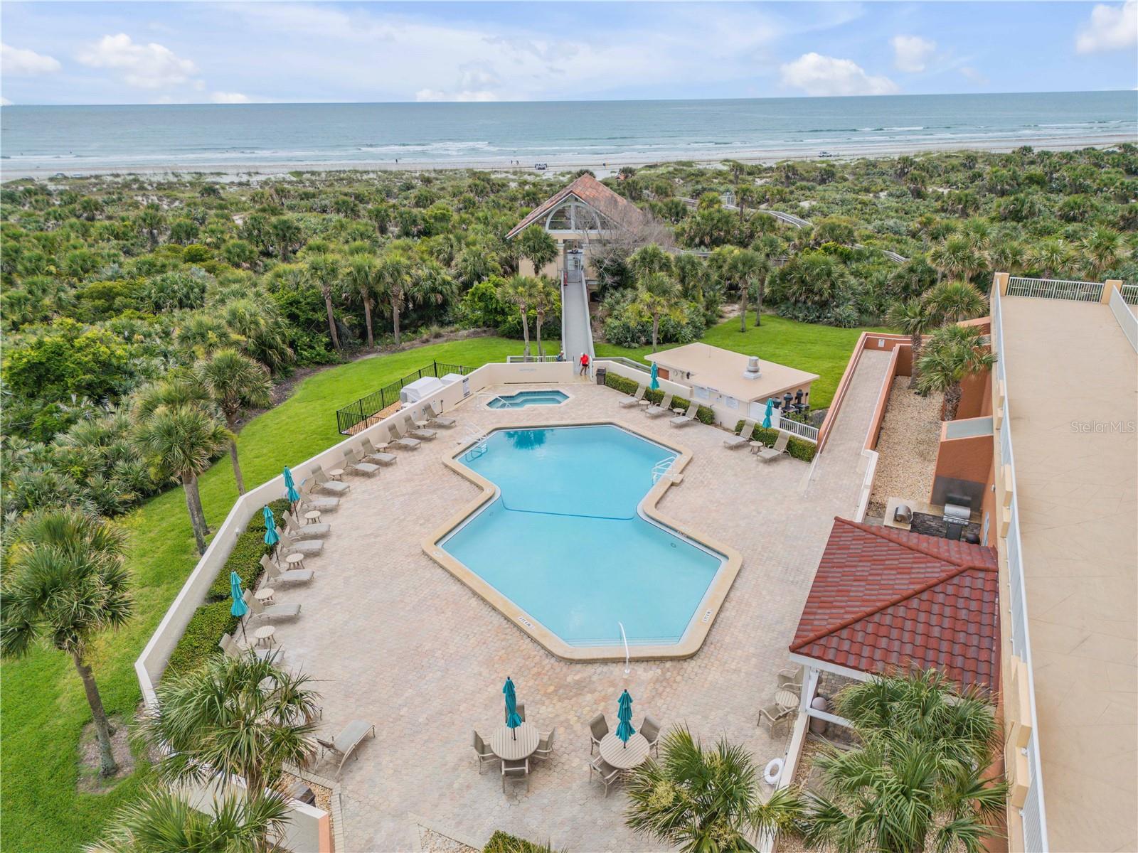 265 MINORCA BEACH WAY #404