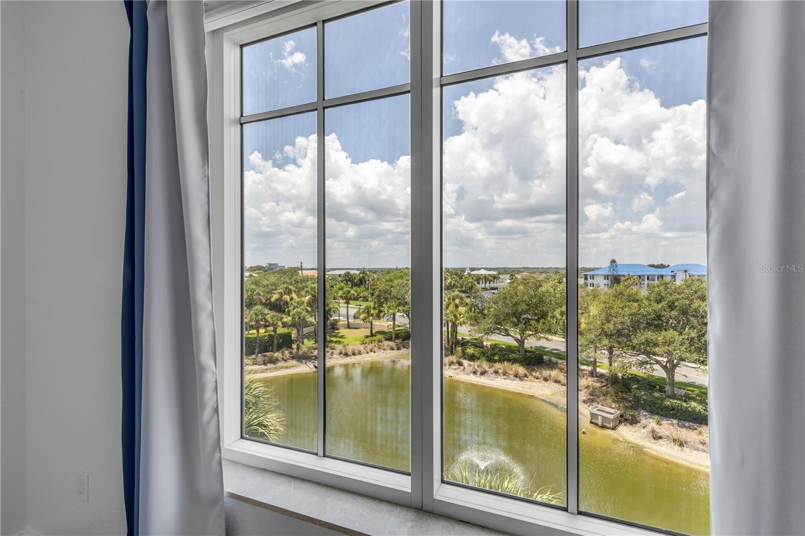 265 MINORCA BEACH WAY #404