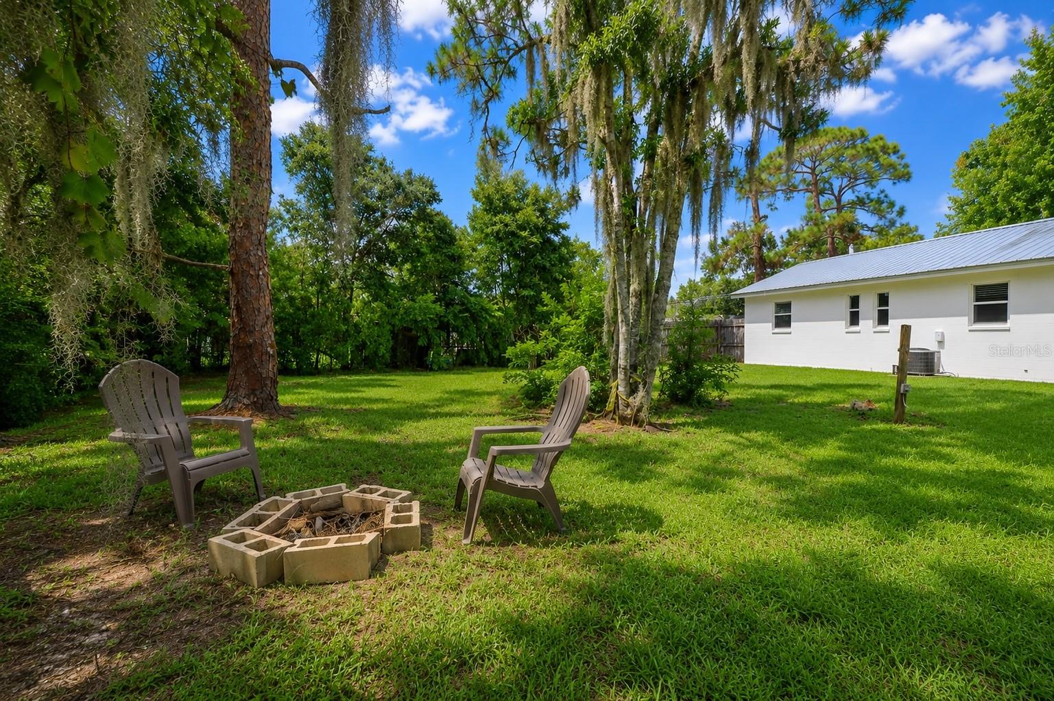 2824 YULE TREE DR