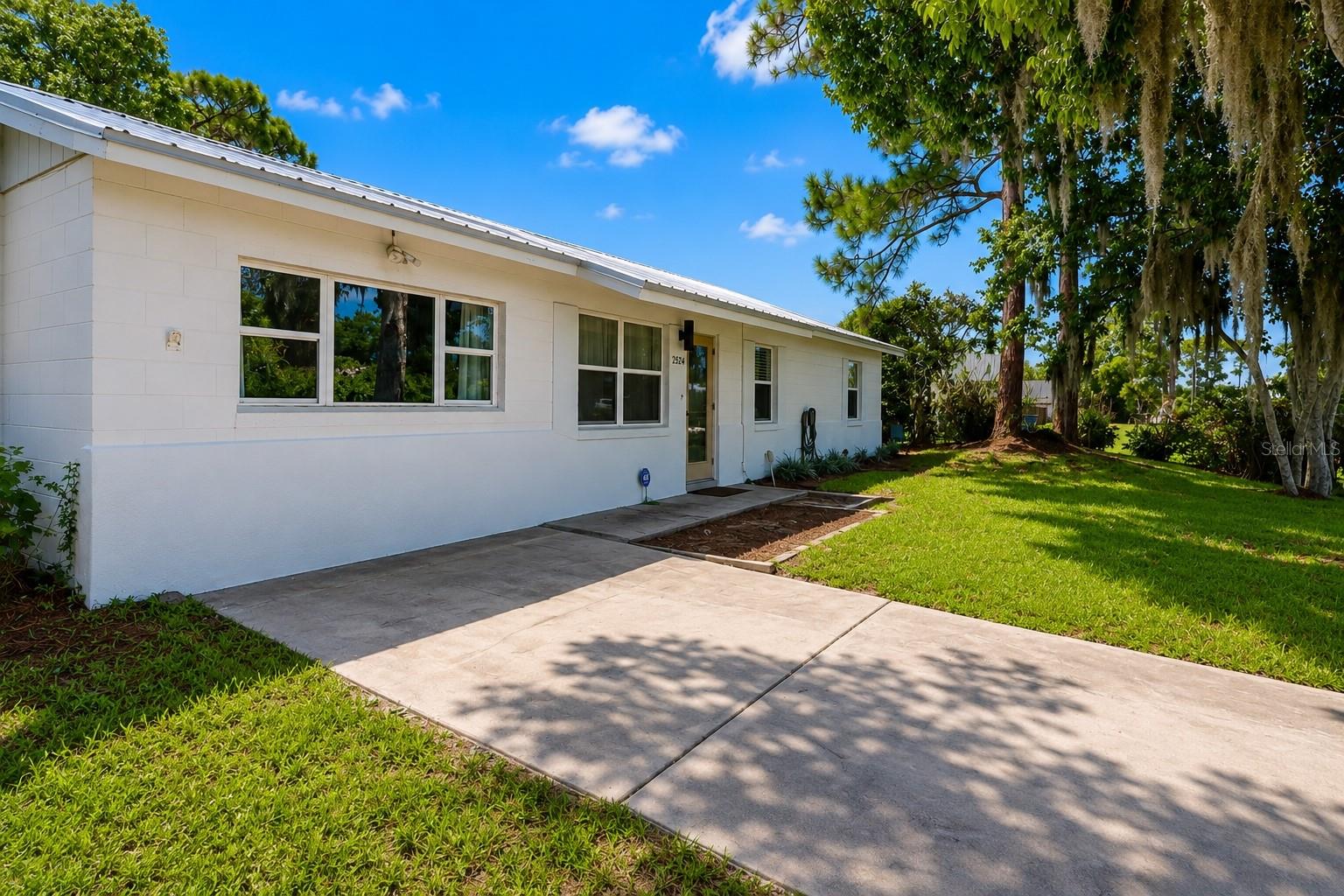 2824 YULE TREE DR