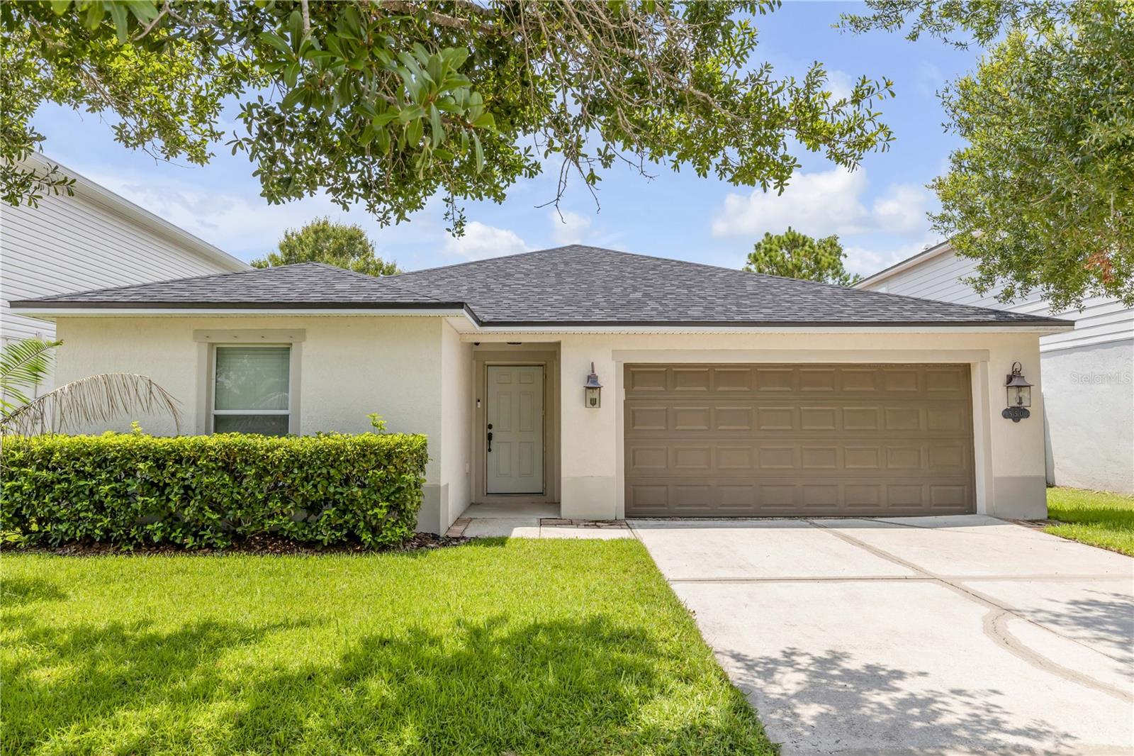 550 AEOLIAN DR