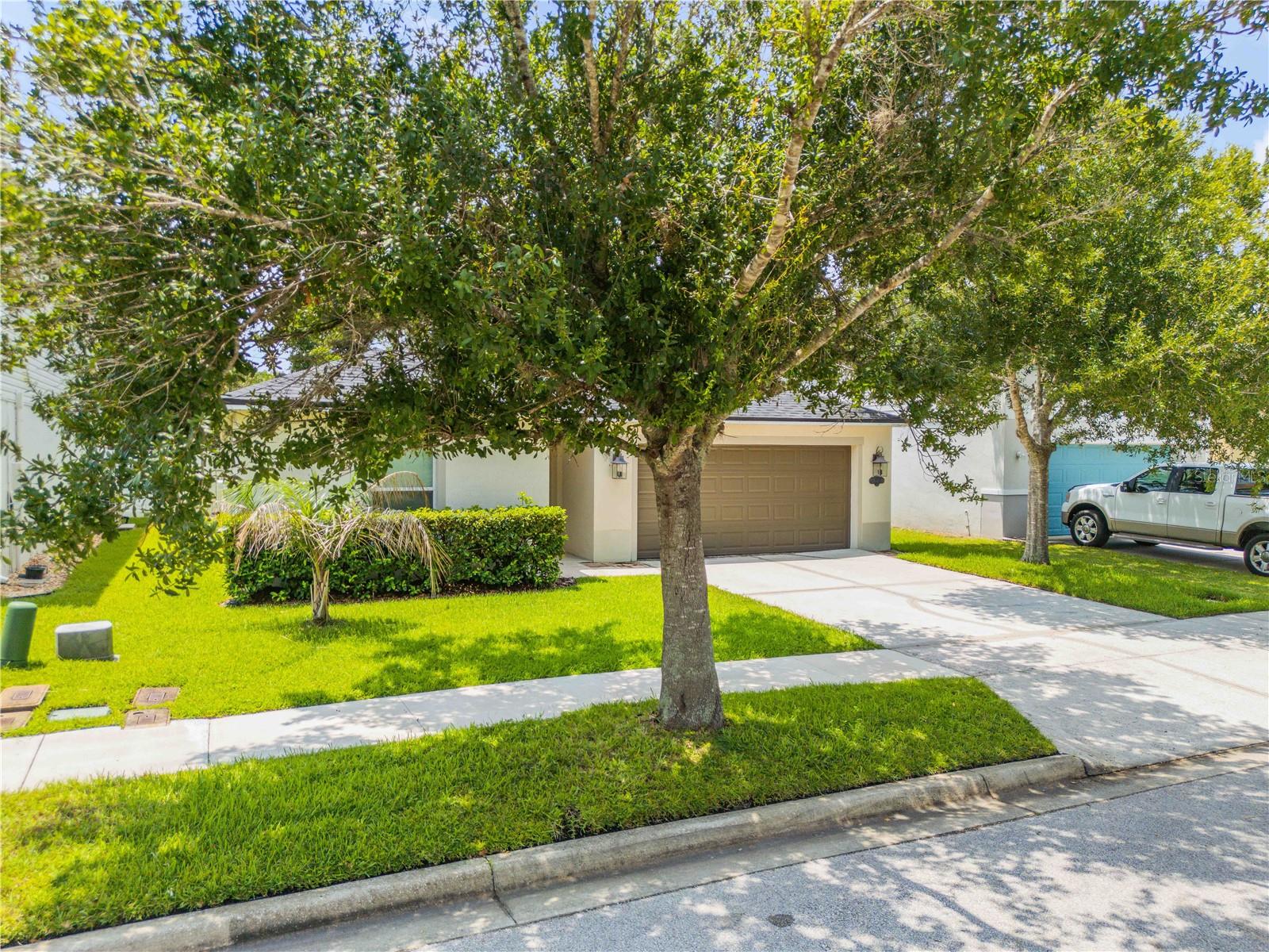 550 AEOLIAN DR
