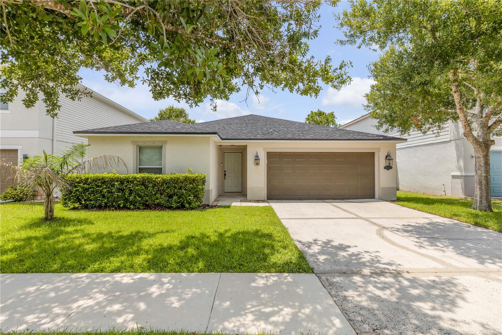 550 AEOLIAN DR