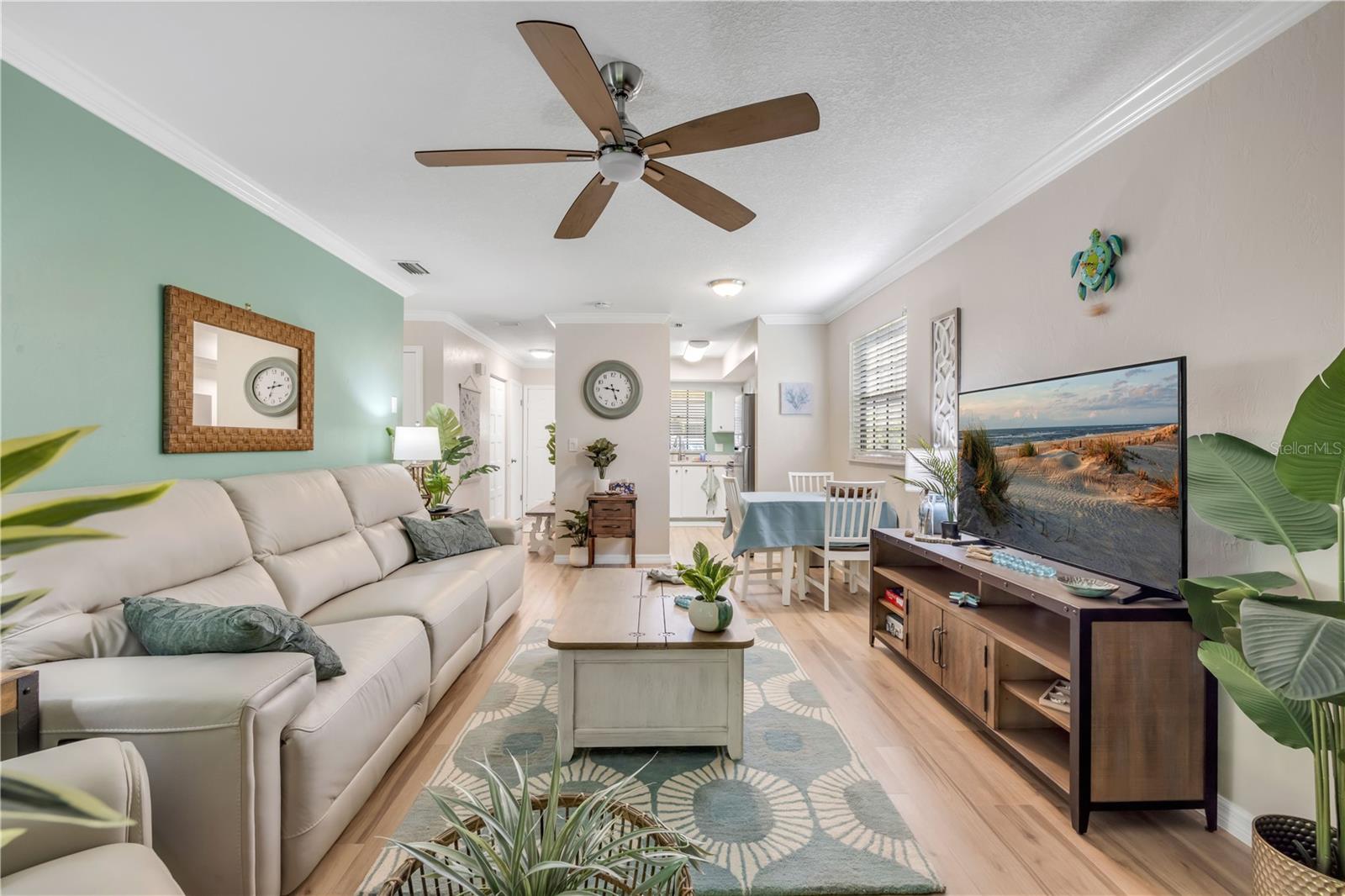 232 N RIDGEWOOD AVE #23