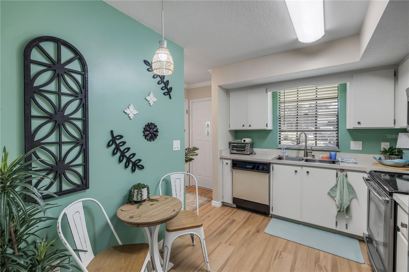 232 N RIDGEWOOD AVE #23