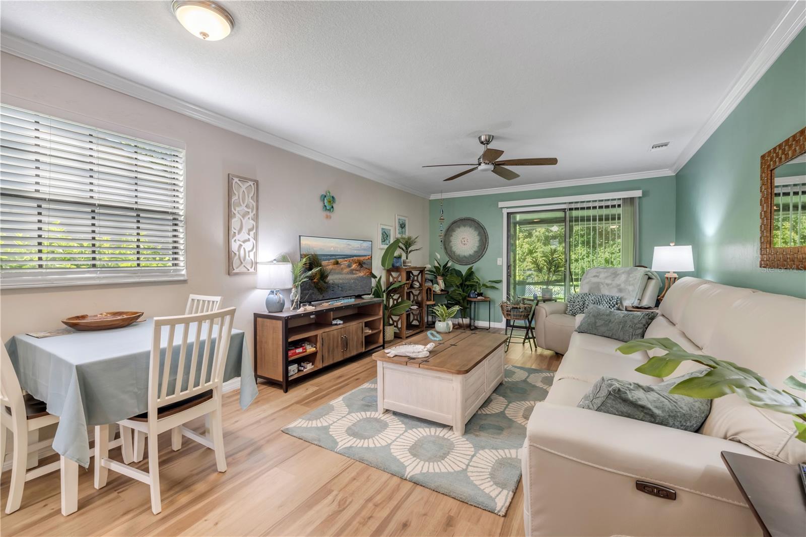232 N RIDGEWOOD AVE #23