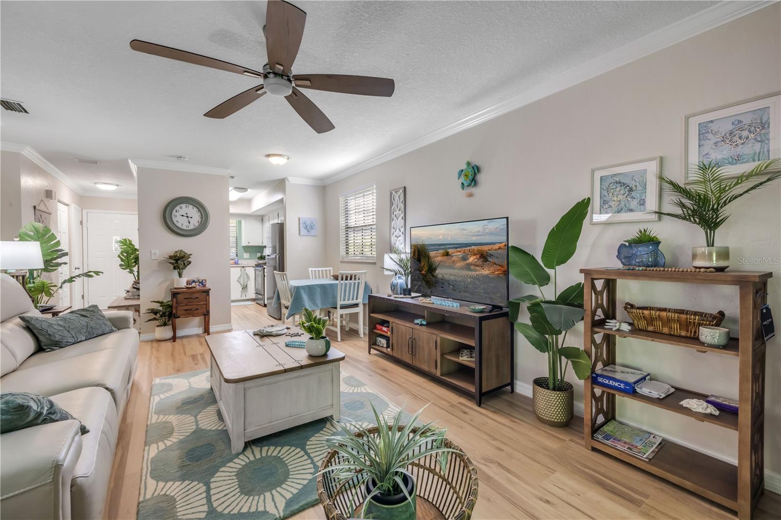 232 N RIDGEWOOD AVE #23