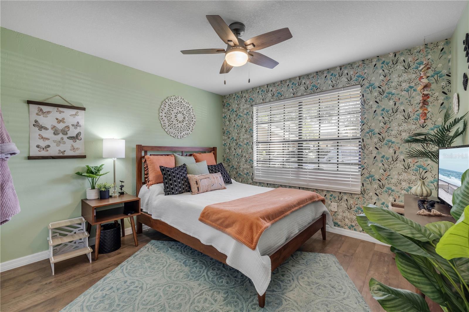 232 N RIDGEWOOD AVE #23