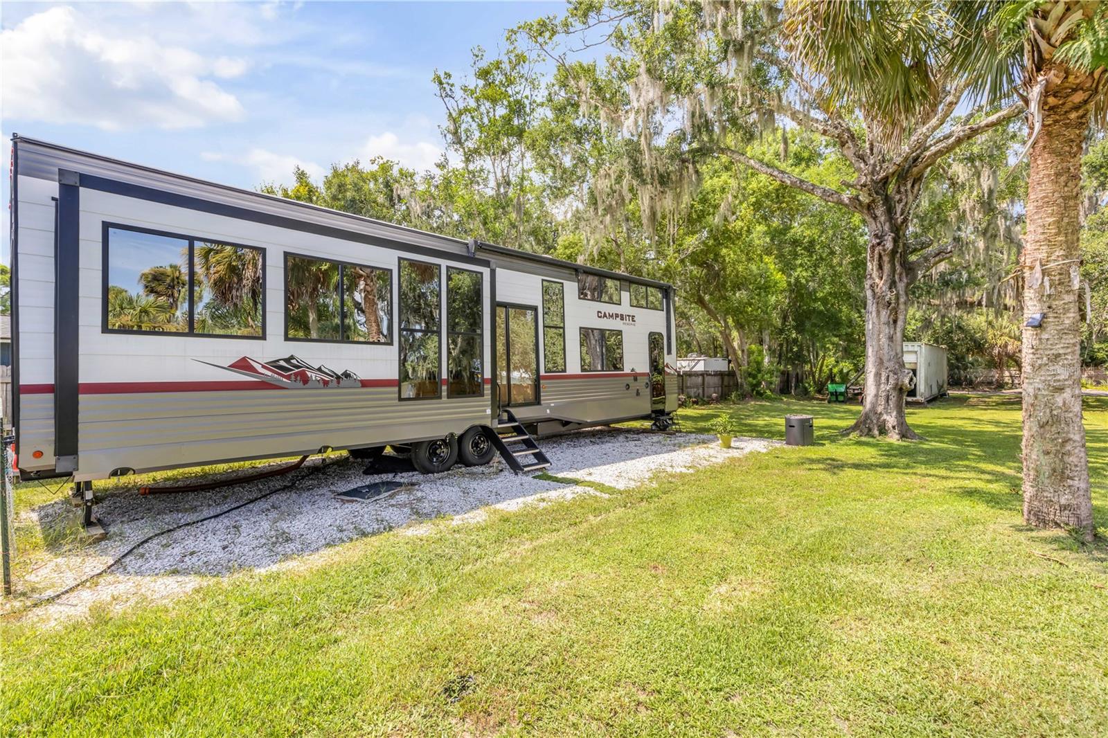 1931 JUNGLE RD