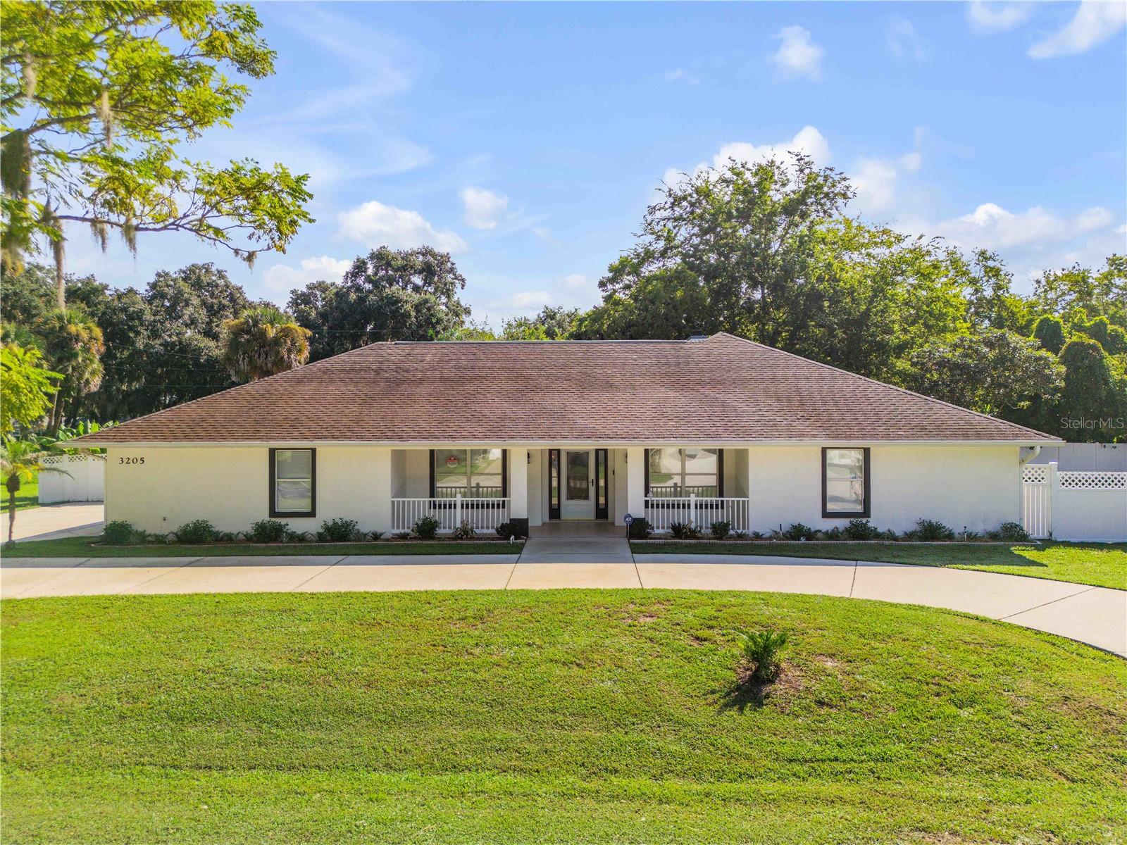 3205 MANGO TREE DR