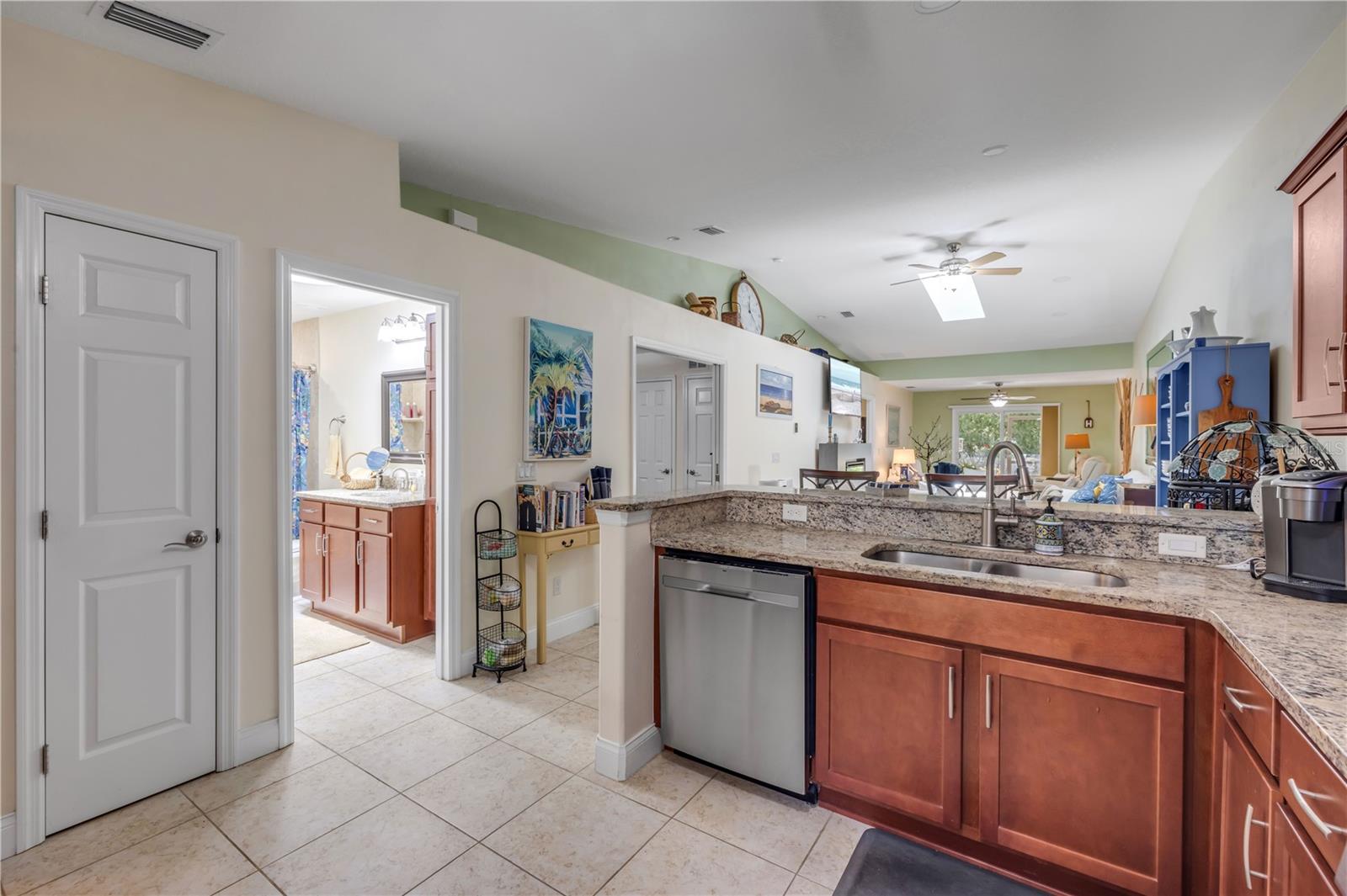 2293 HAWKS COVE CIR