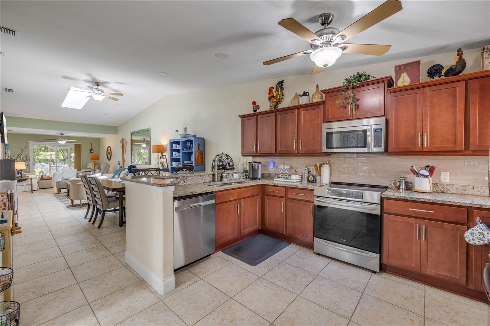 2293 HAWKS COVE CIR