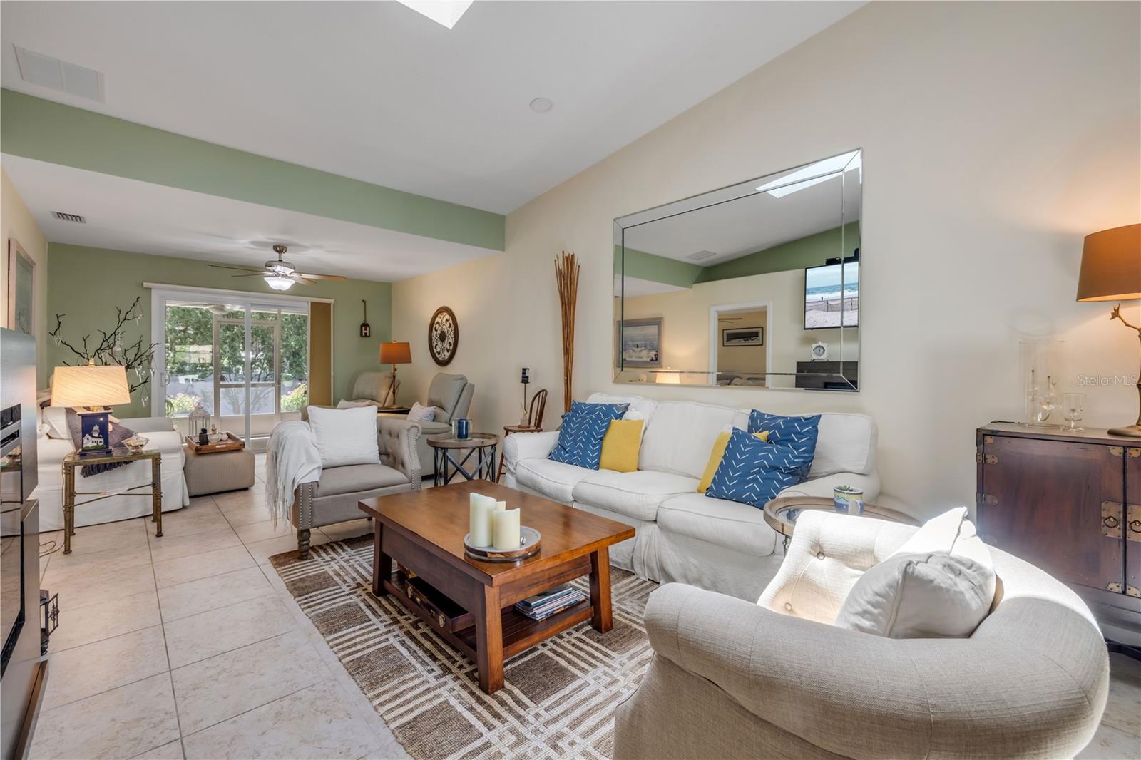 2293 HAWKS COVE CIR
