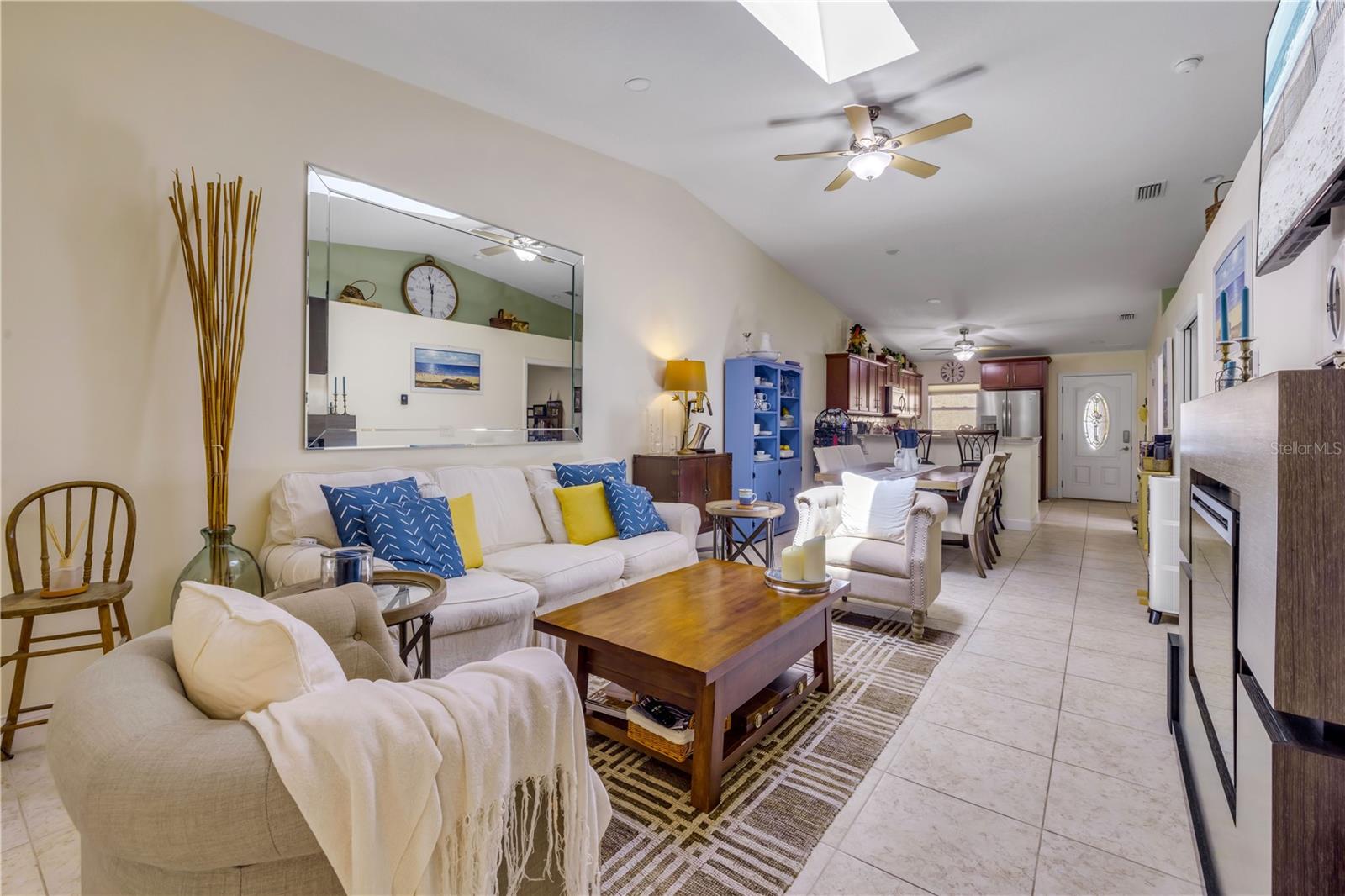 2293 HAWKS COVE CIR