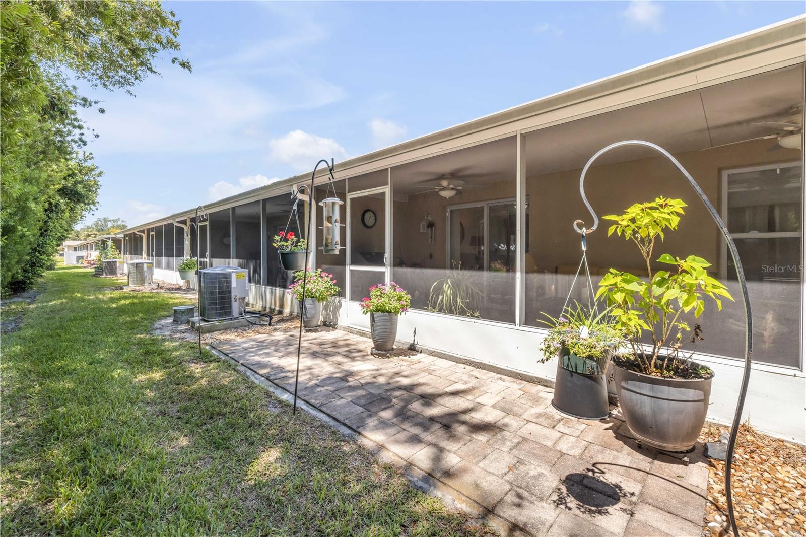 2293 HAWKS COVE CIR