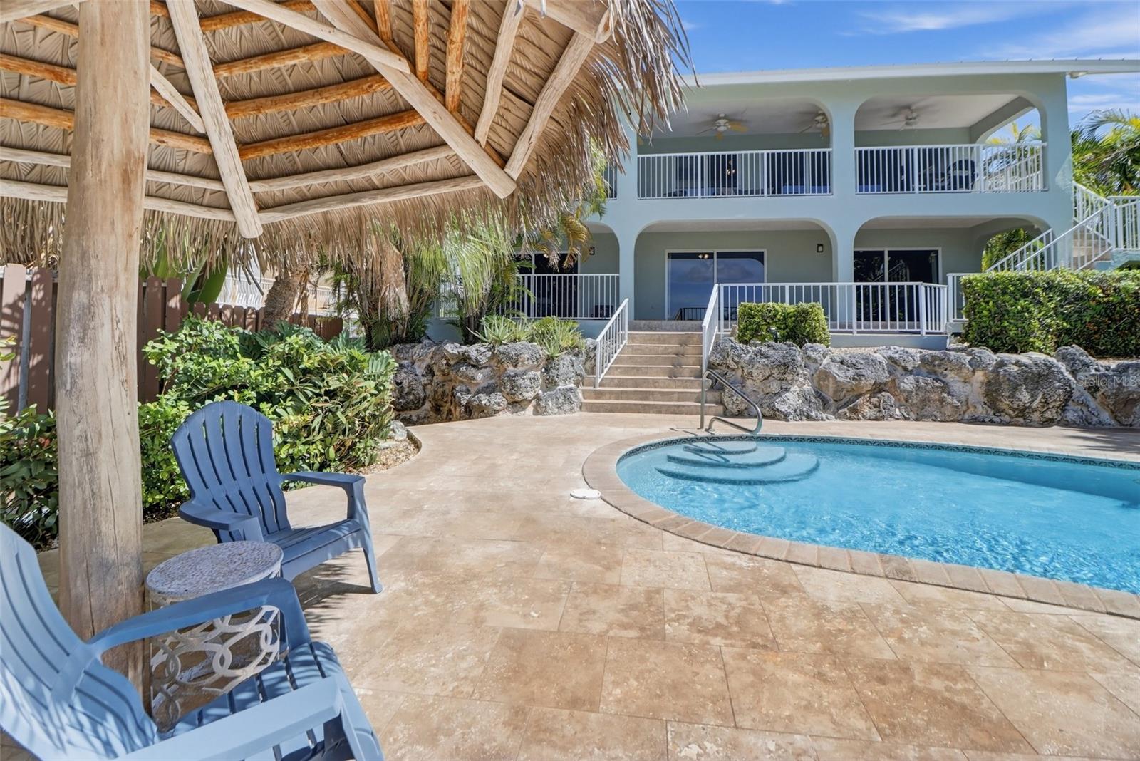 422 HARBOUR DR