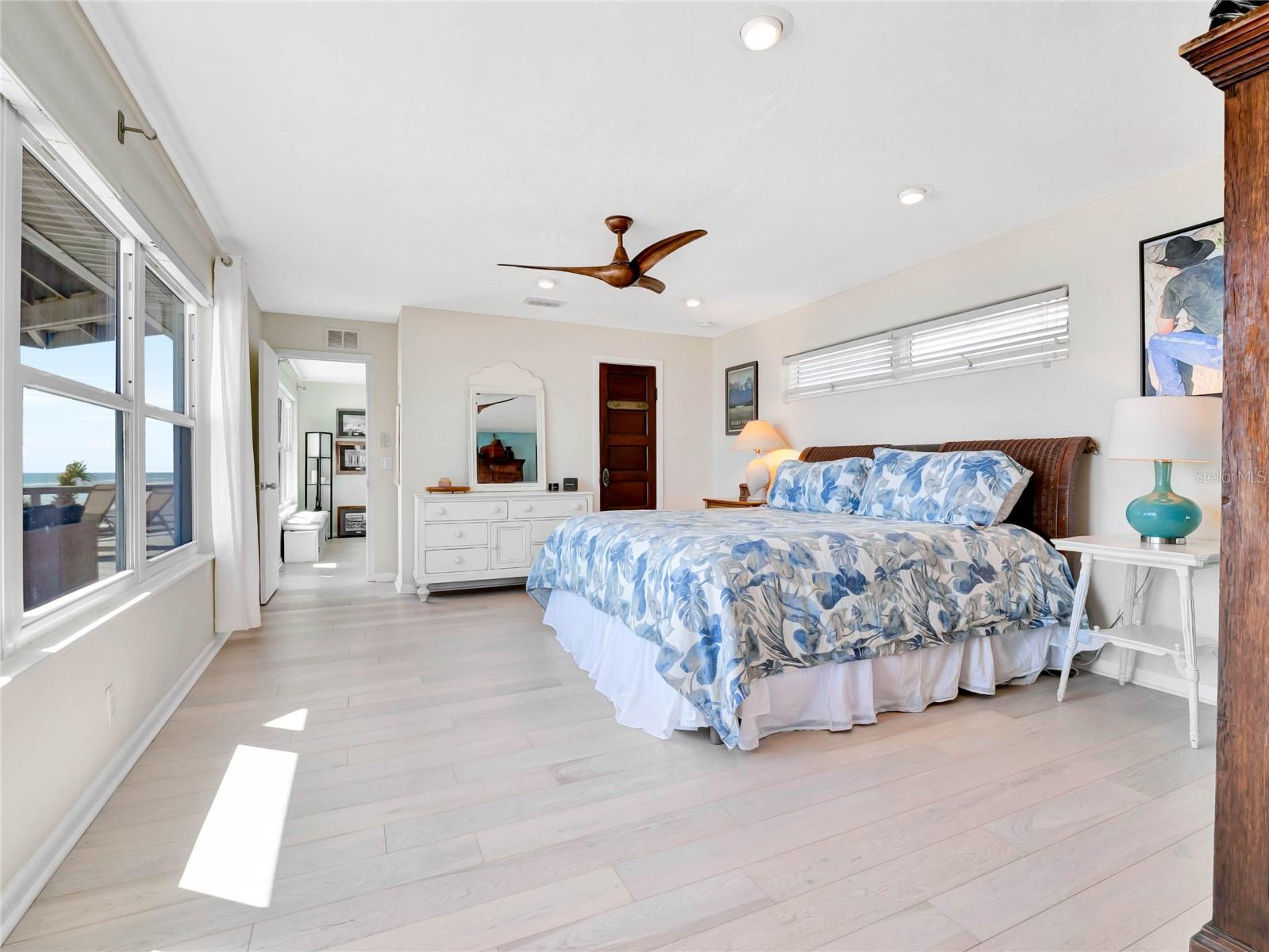 4635 VAN KLEECK DR