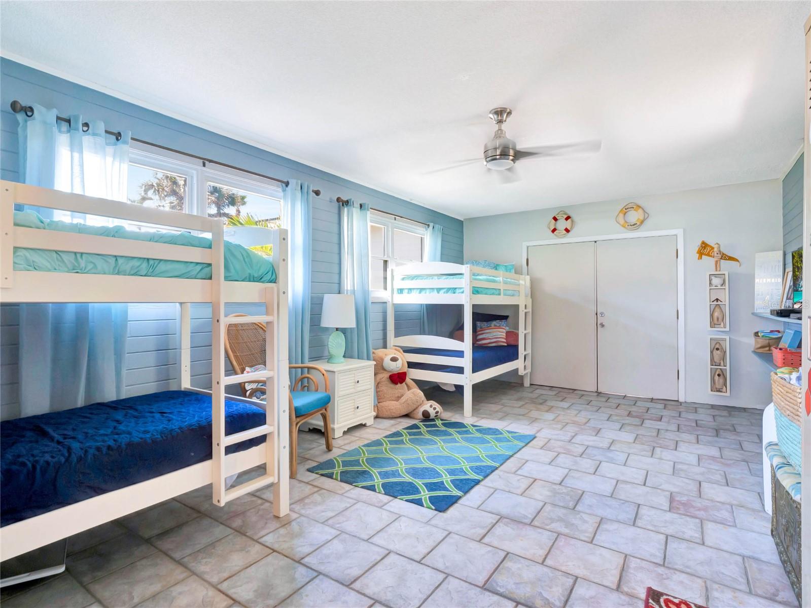 4635 VAN KLEECK DR