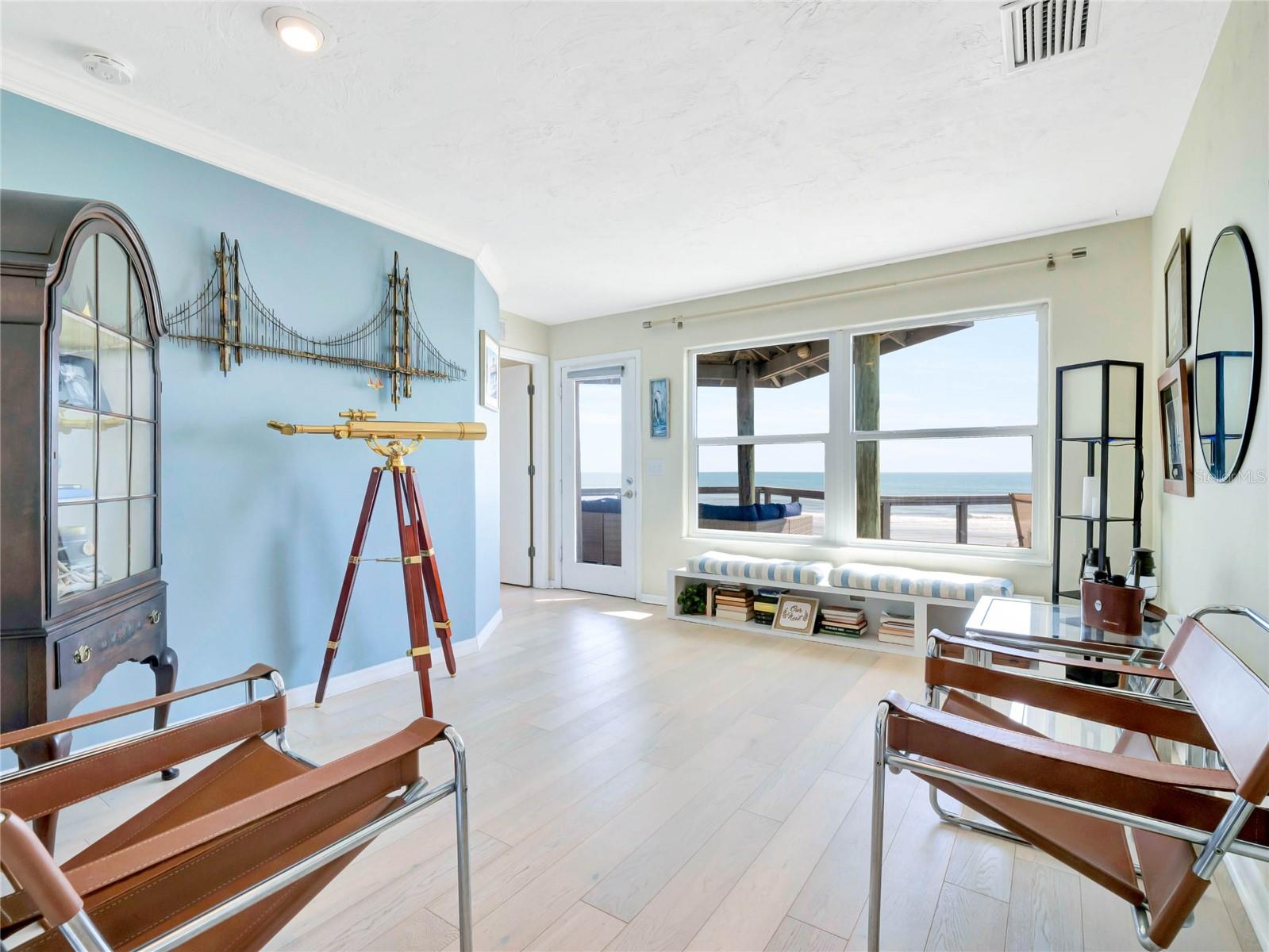4635 VAN KLEECK DR