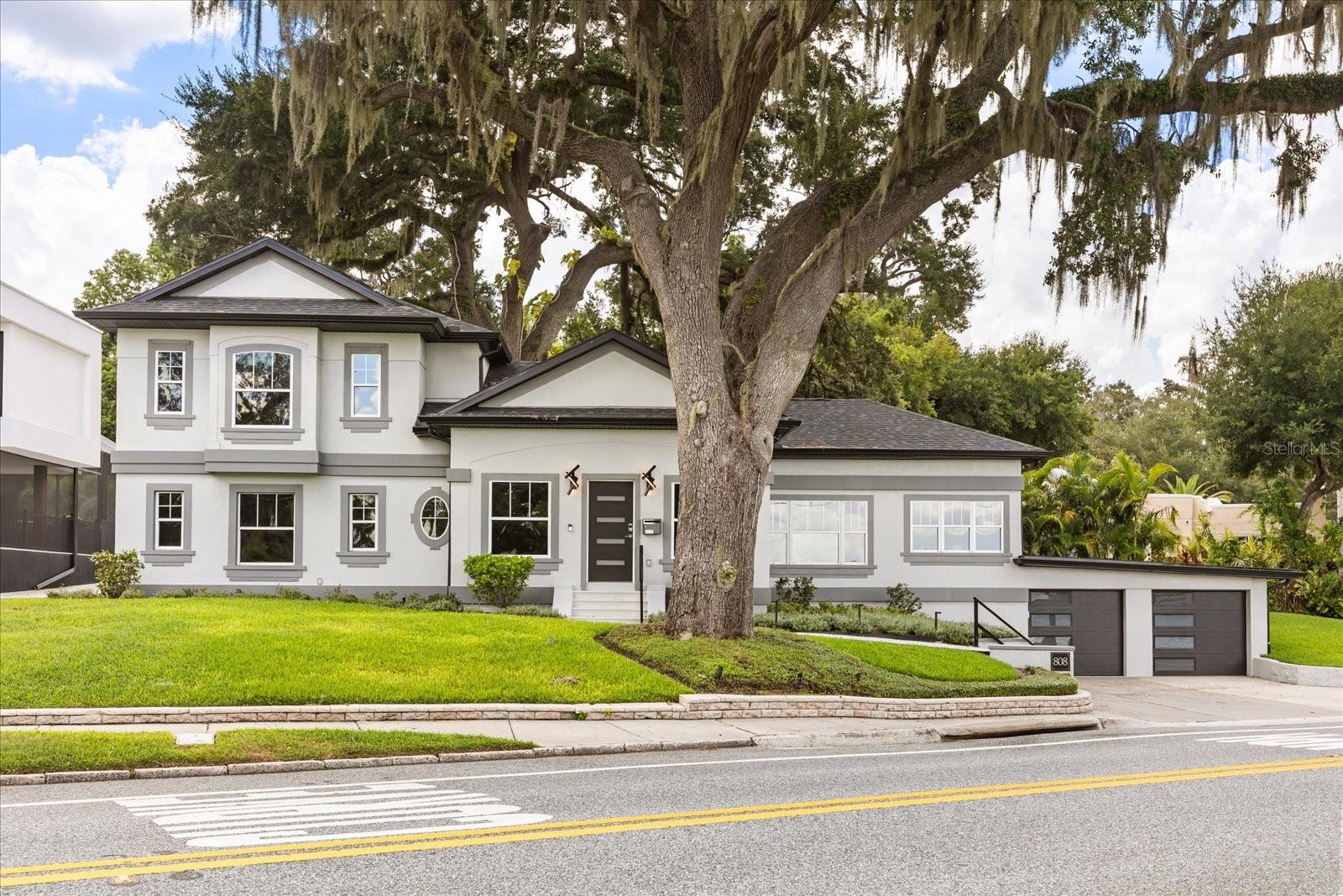 808 EDGEWATER DR