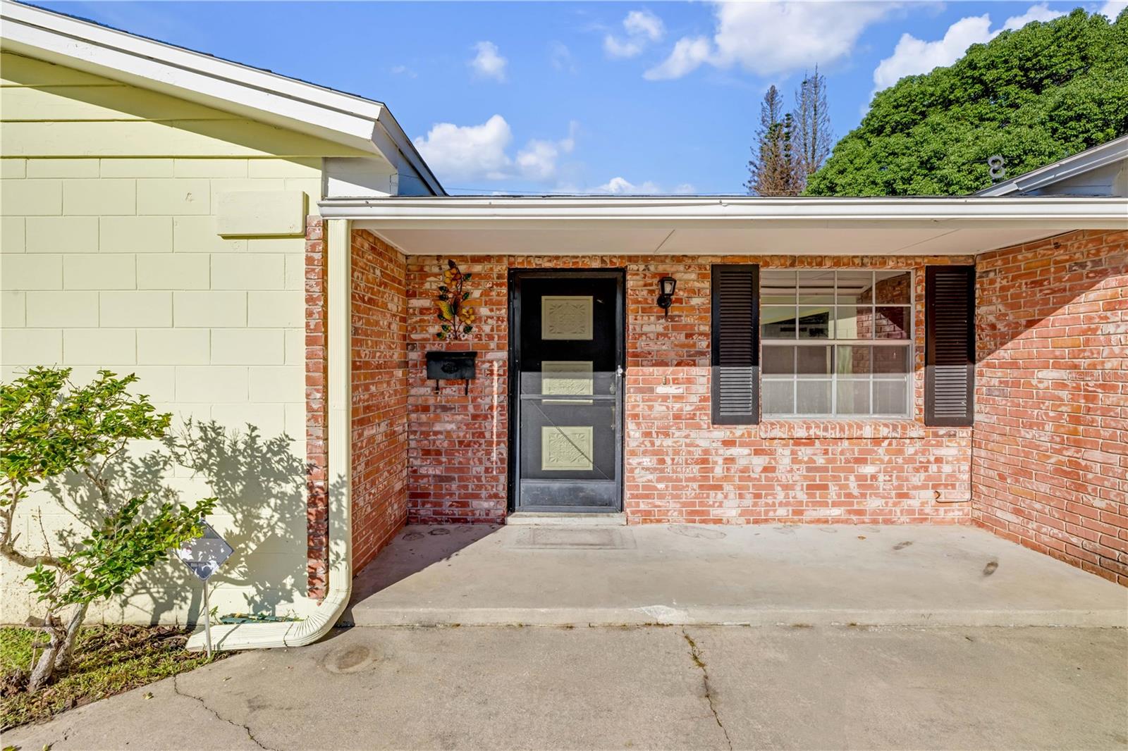 604 CONRAD CT