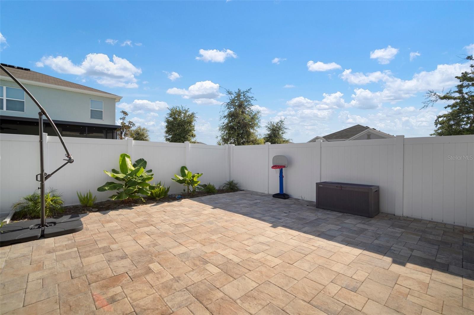 10234 GOLDEN LIGHT CT