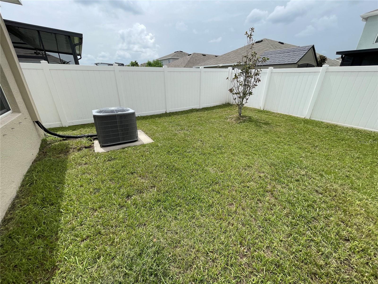 10234 GOLDEN LIGHT CT