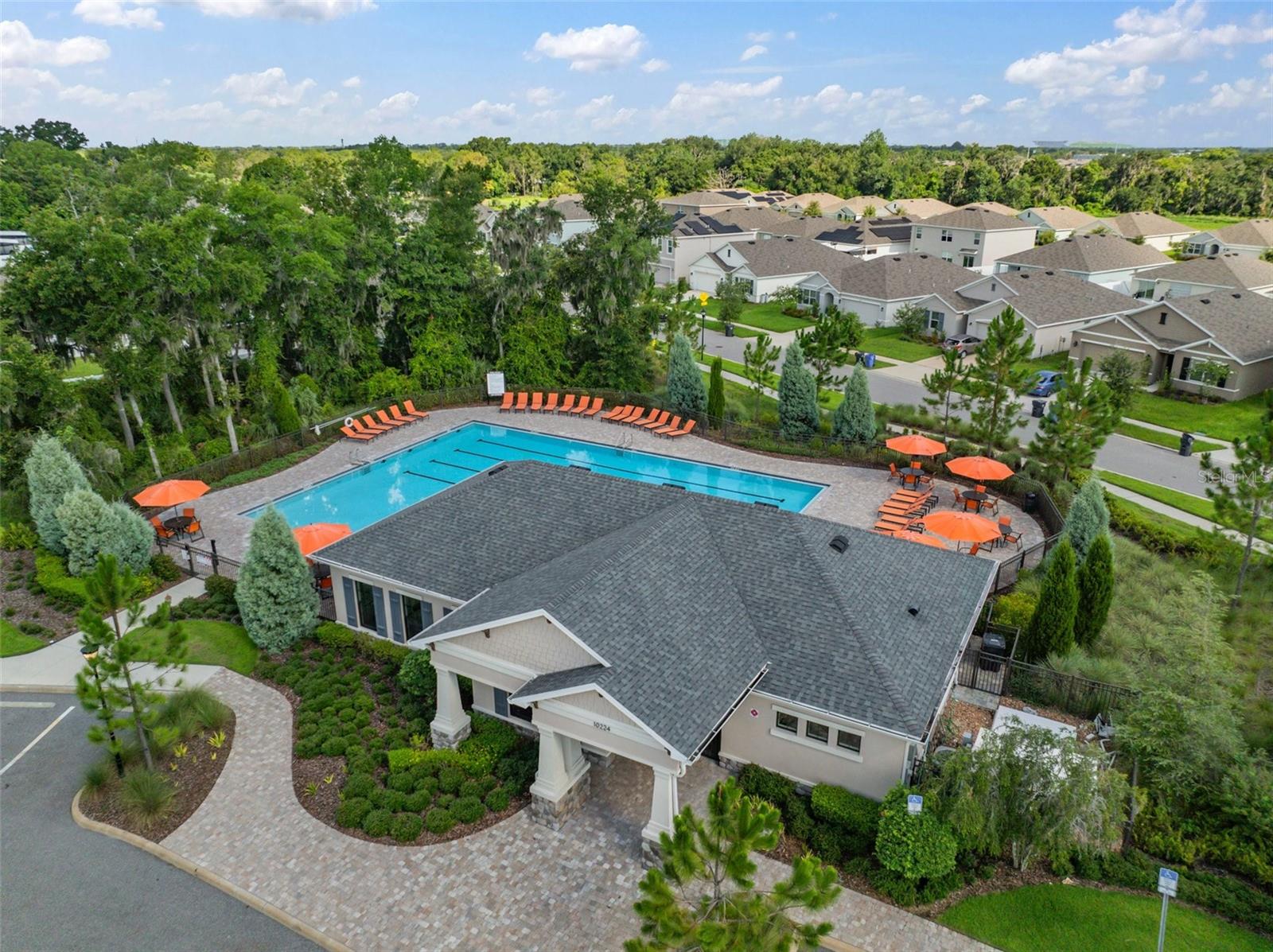 10234 GOLDEN LIGHT CT