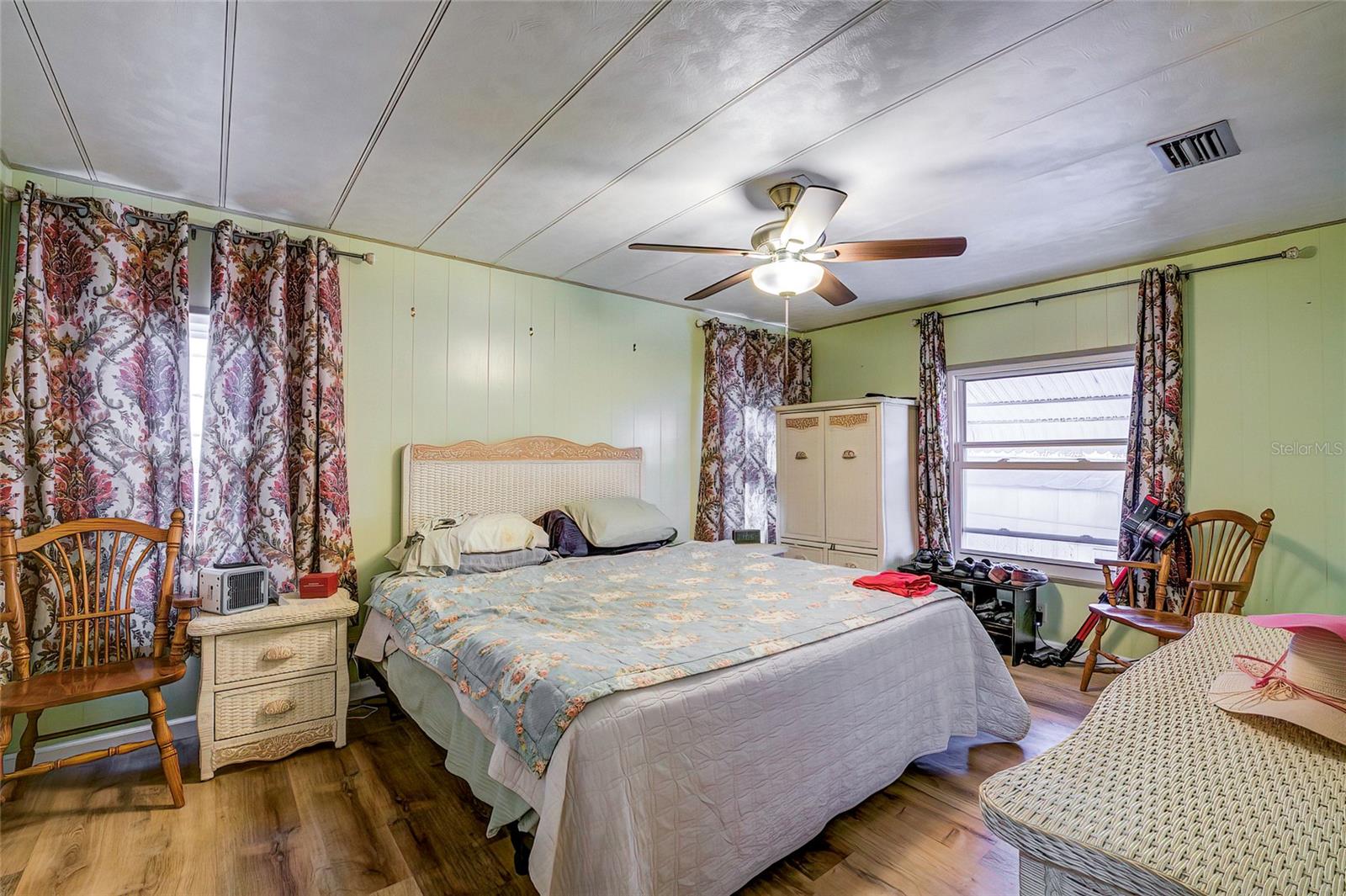 3691 E SQUAW VALLEY DR