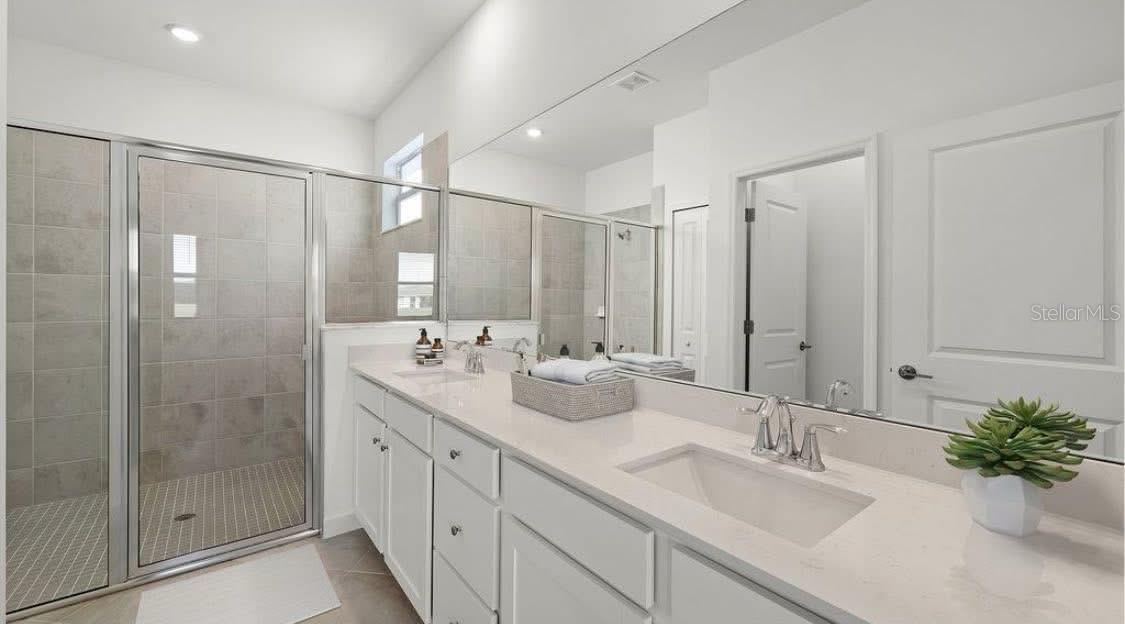 8488 SAINT KITTS CIR