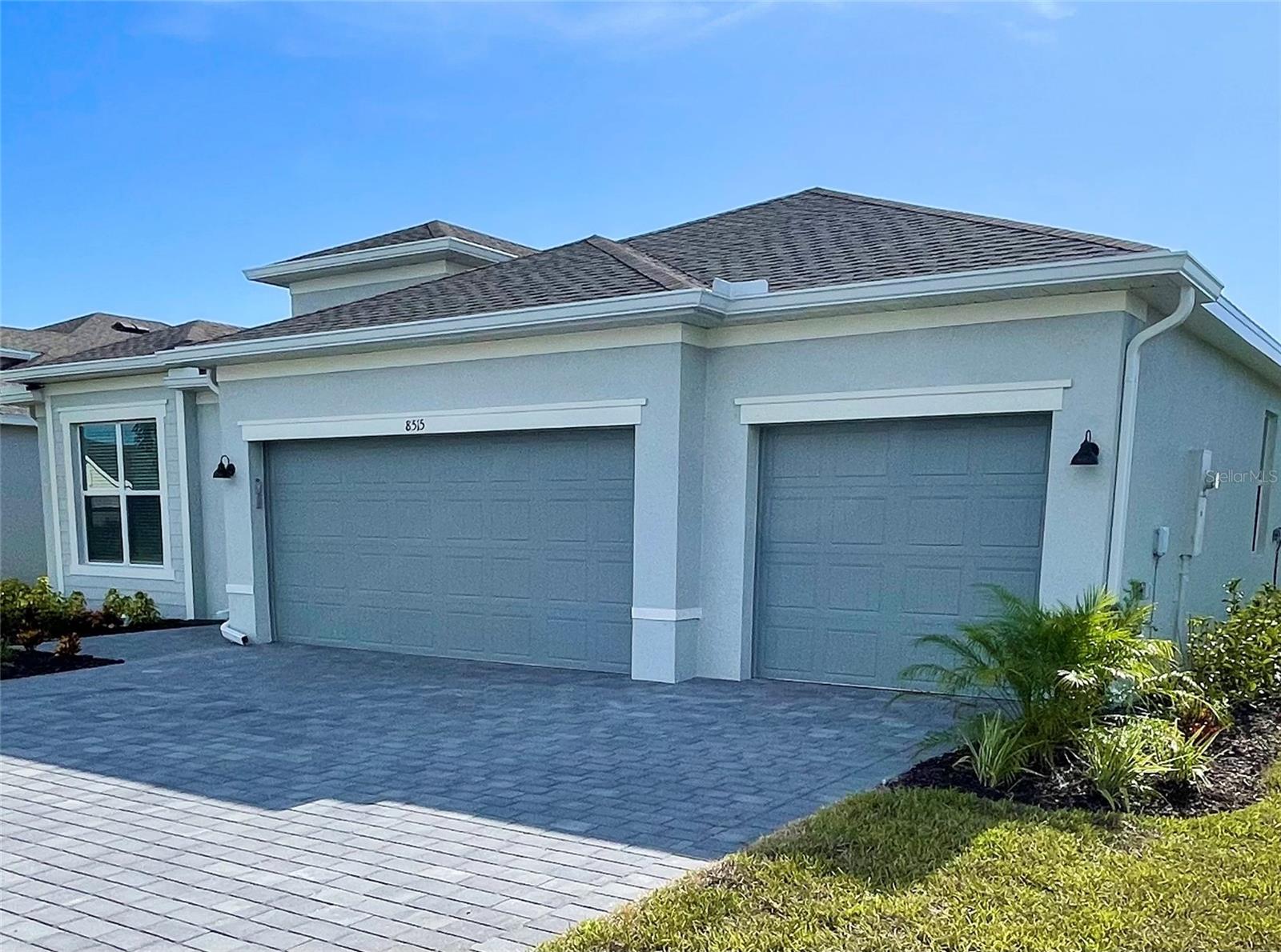 8515 SAINT KITTS CIR