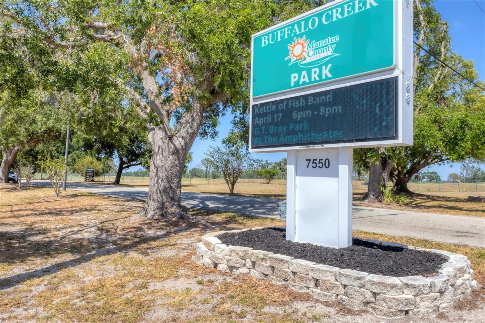 6203 90TH AVENUE CIR E