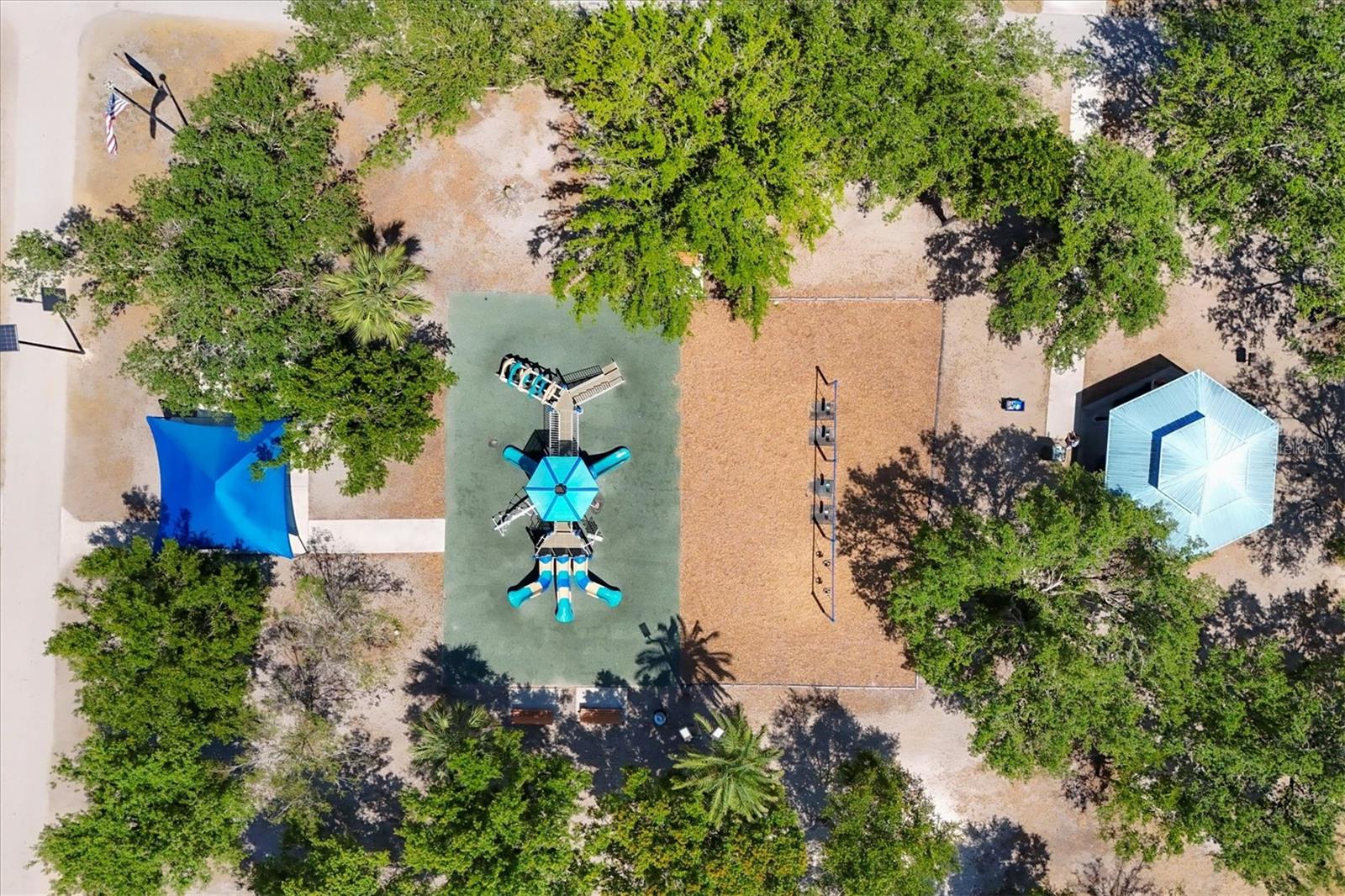 6203 90TH AVENUE CIR E