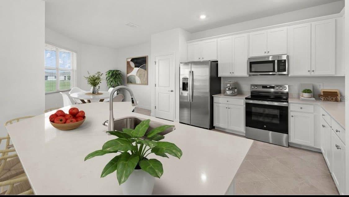 8446 SAINT KITTS CIR