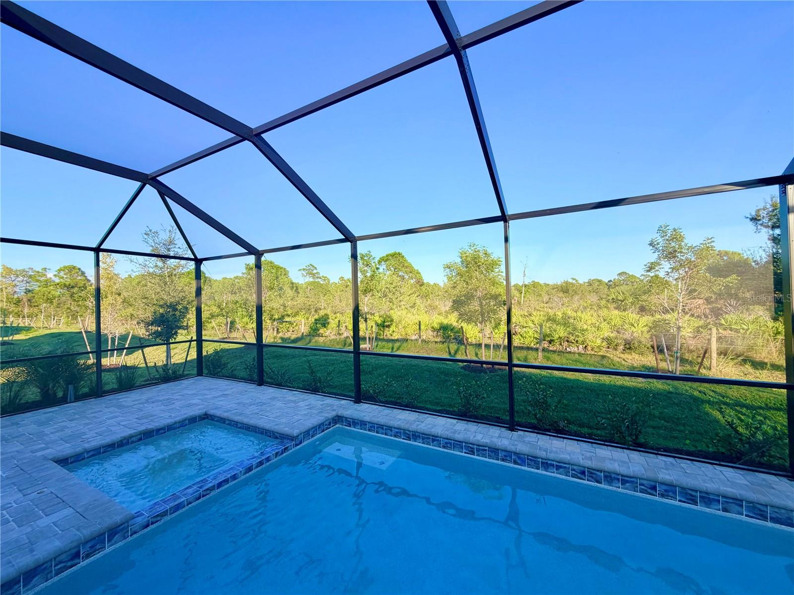 8446 SAINT KITTS CIR