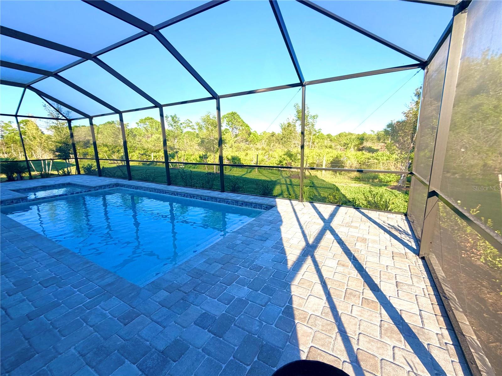 8446 SAINT KITTS CIR