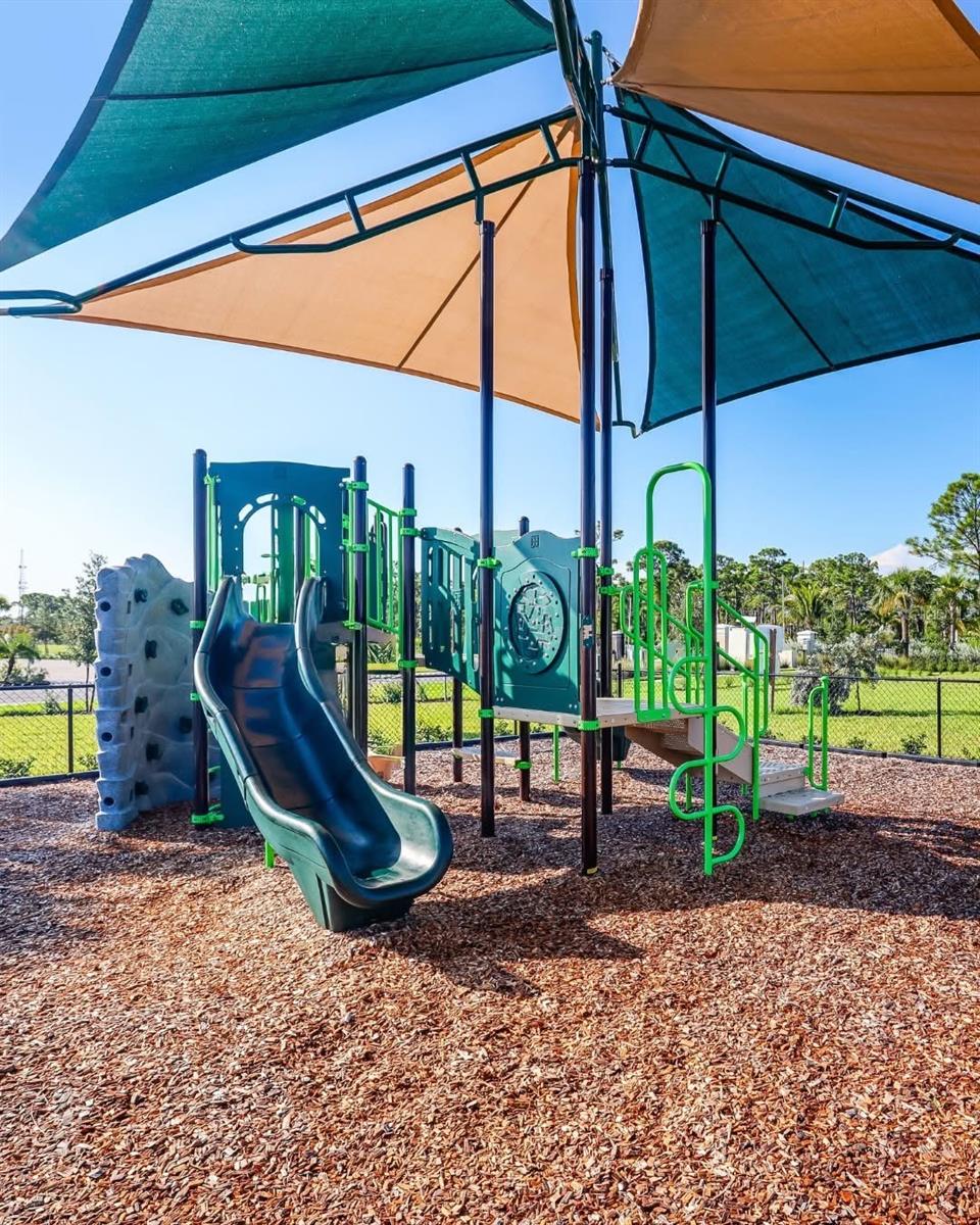 8051 SAINT KITTS CIR