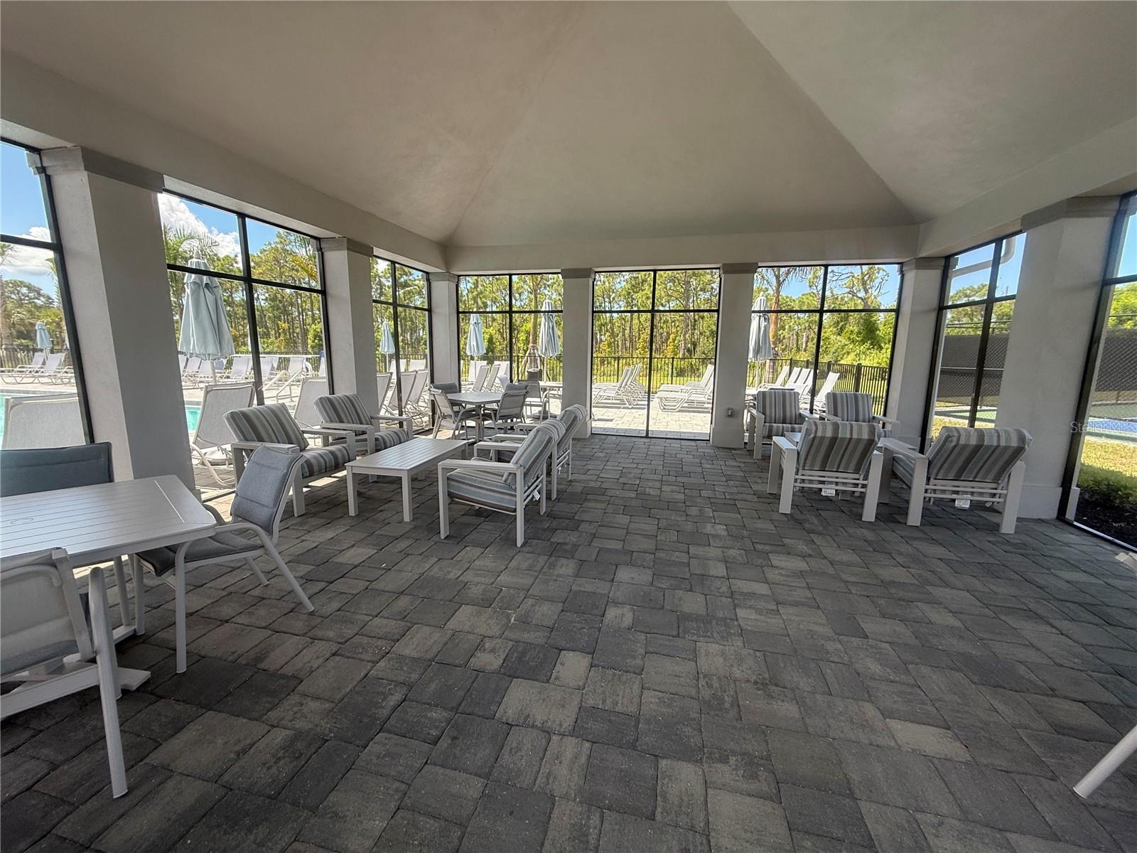 8074 SAINT KITTS CIR