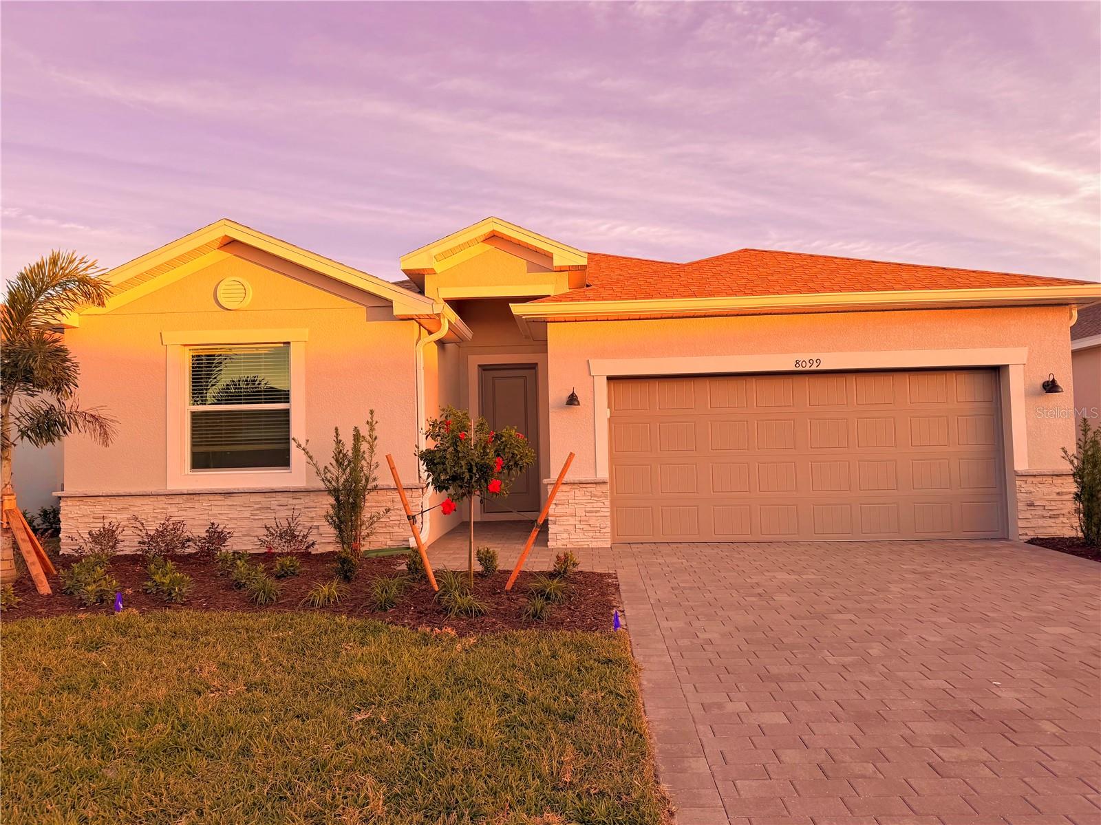 8099 SAINT KITTS CIR