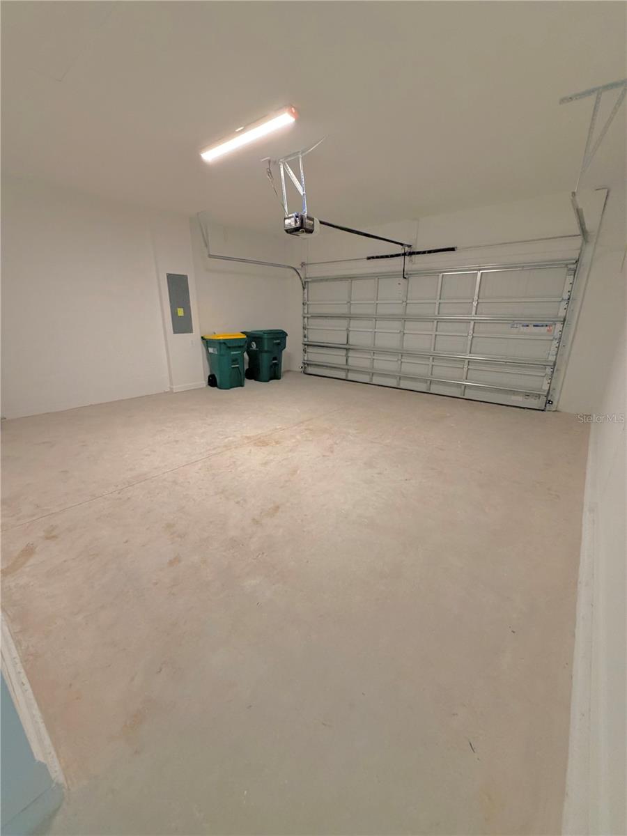 8122 SAINT KITTS CIR