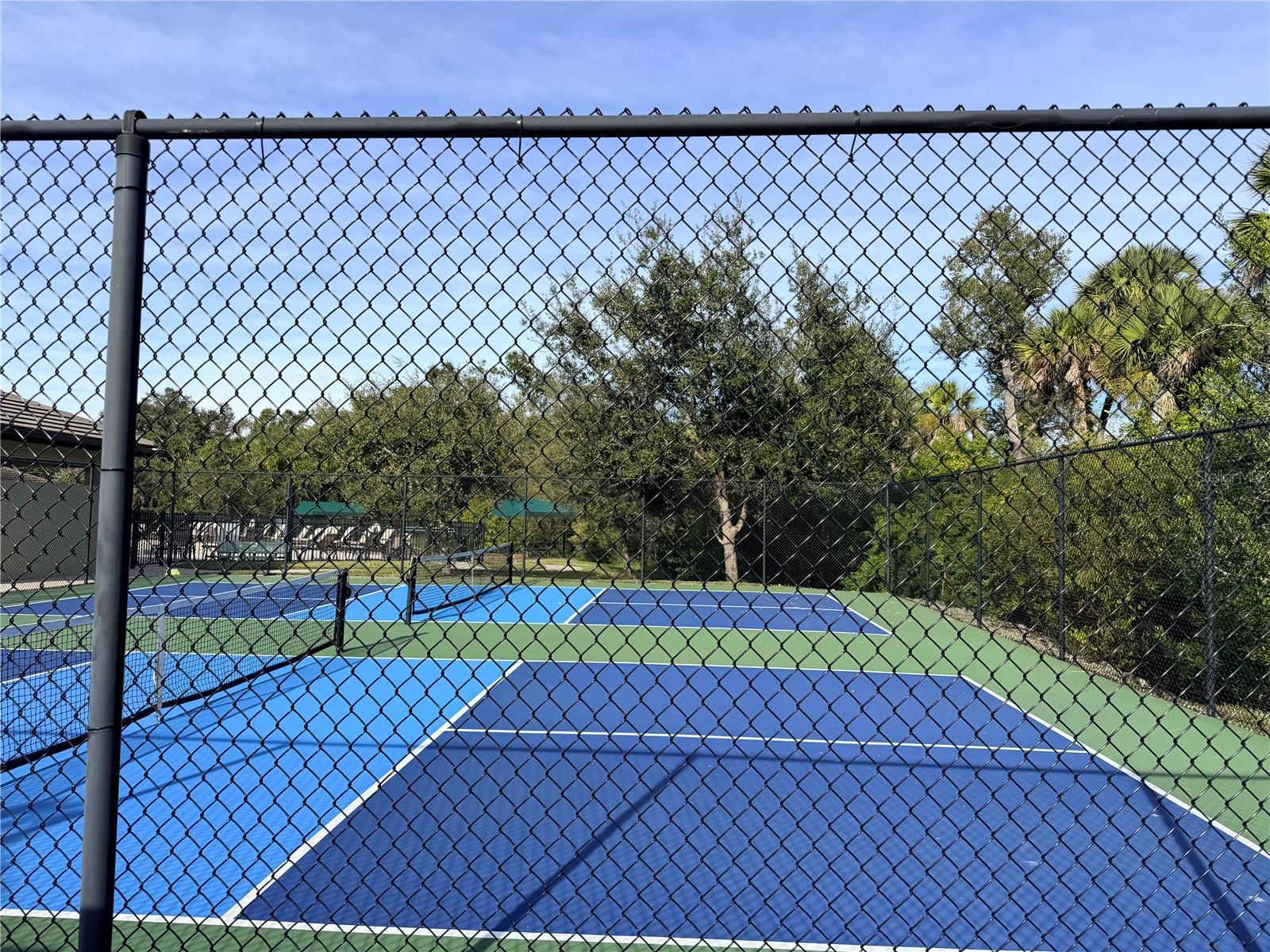 8117 SAINT KITTS CIR