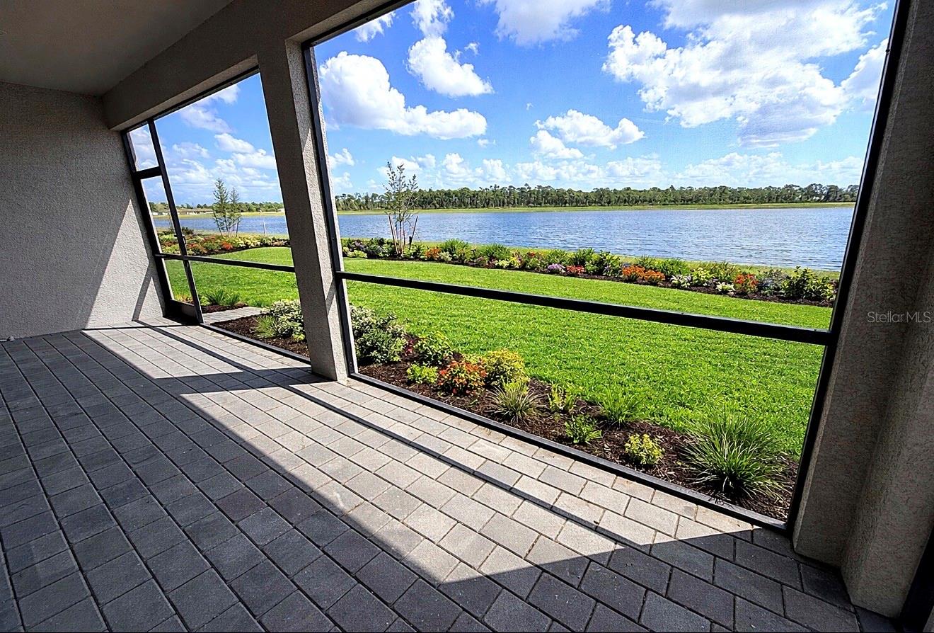 8117 SAINT KITTS CIR