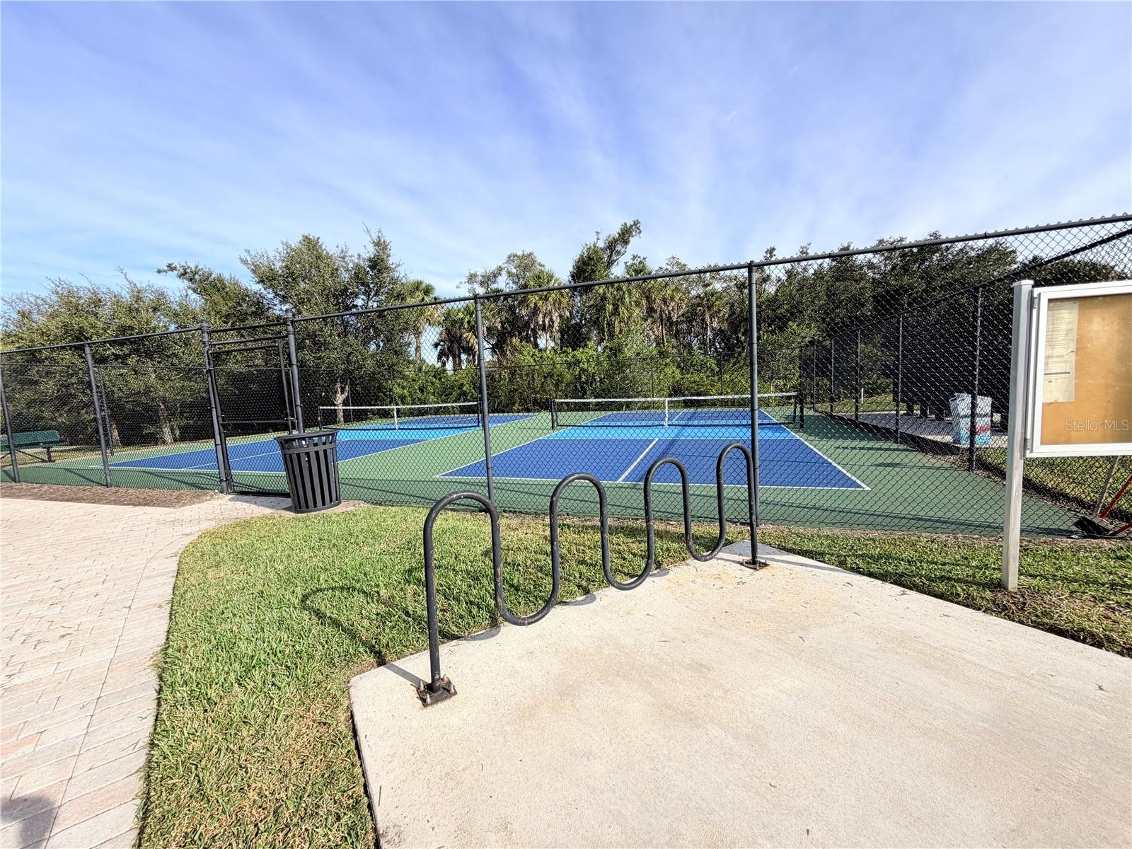 8117 SAINT KITTS CIR