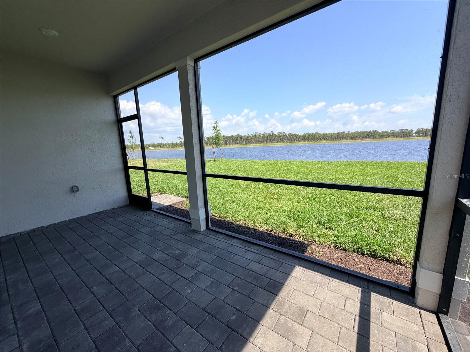 8152 SAINT KITTS CIR