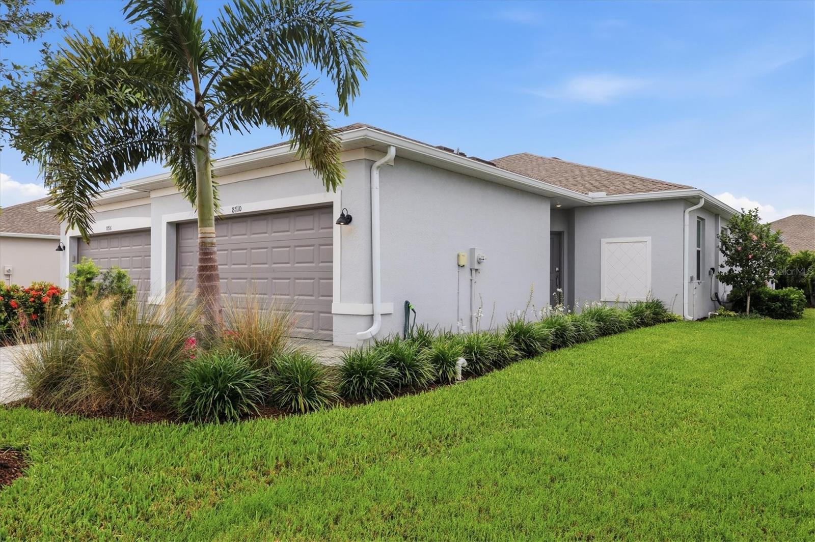 8710 SAINT KITTS CIR