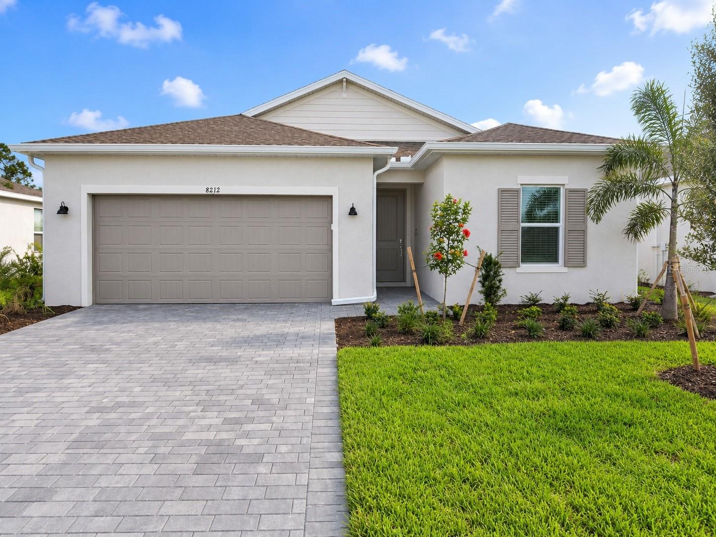 8212 SAINT KITTS CIR