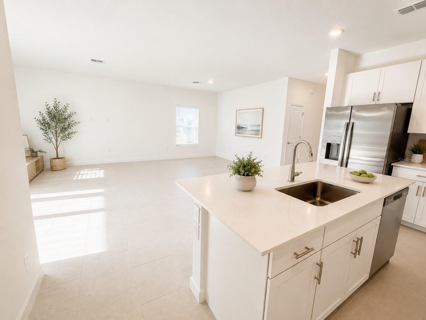 8212 SAINT KITTS CIR