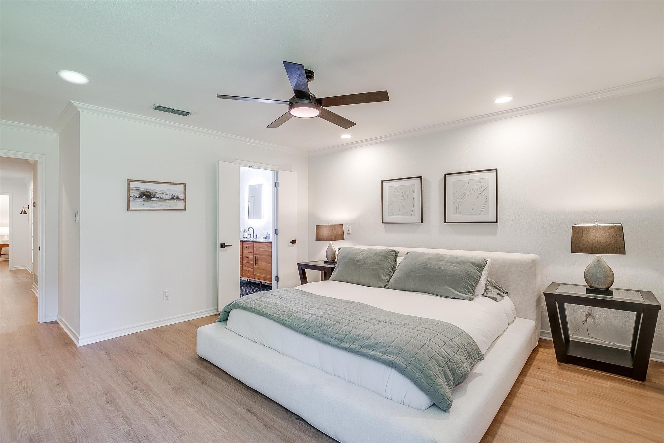200 Casa Blanca Avenue