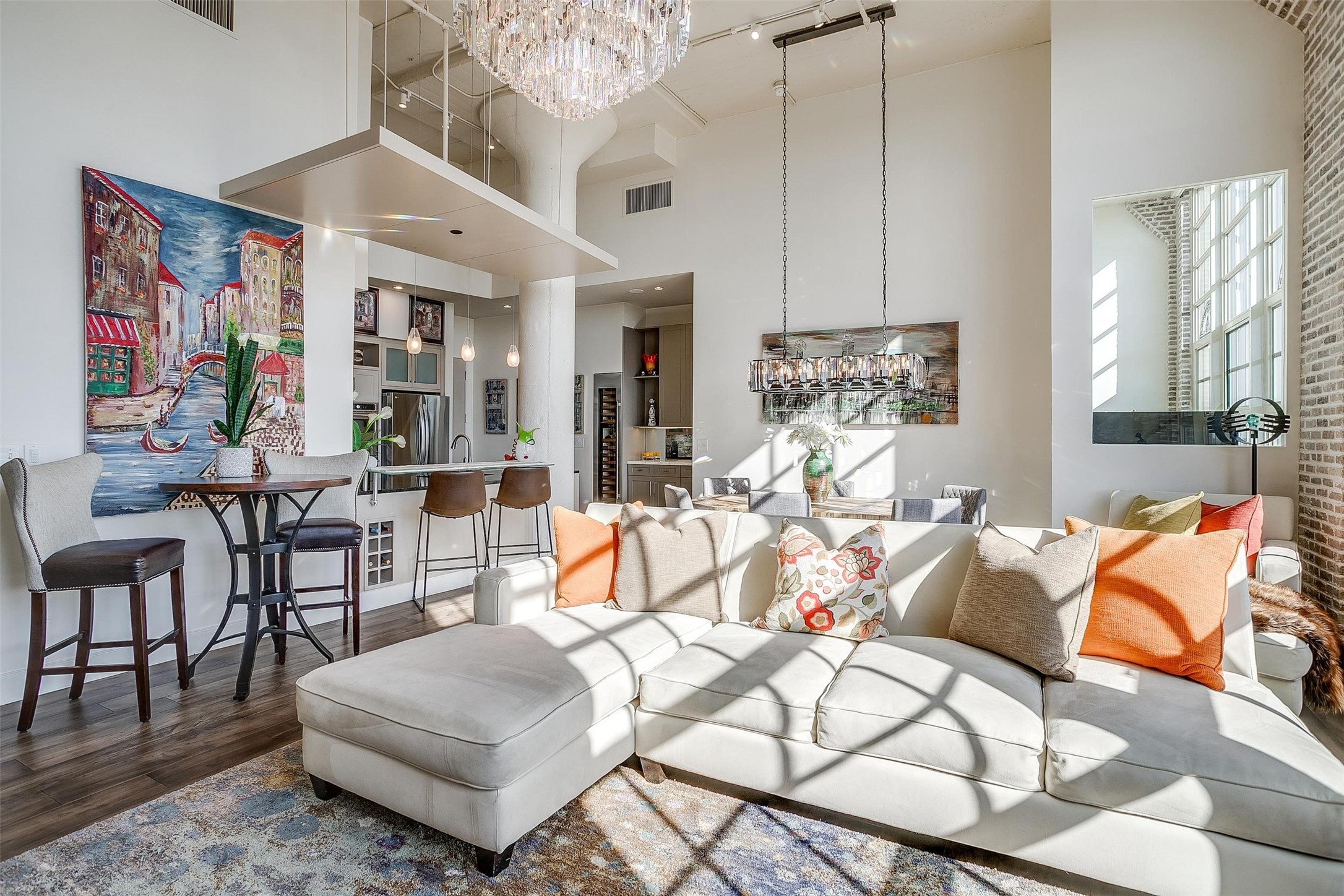 2600 W 7th Street 2746